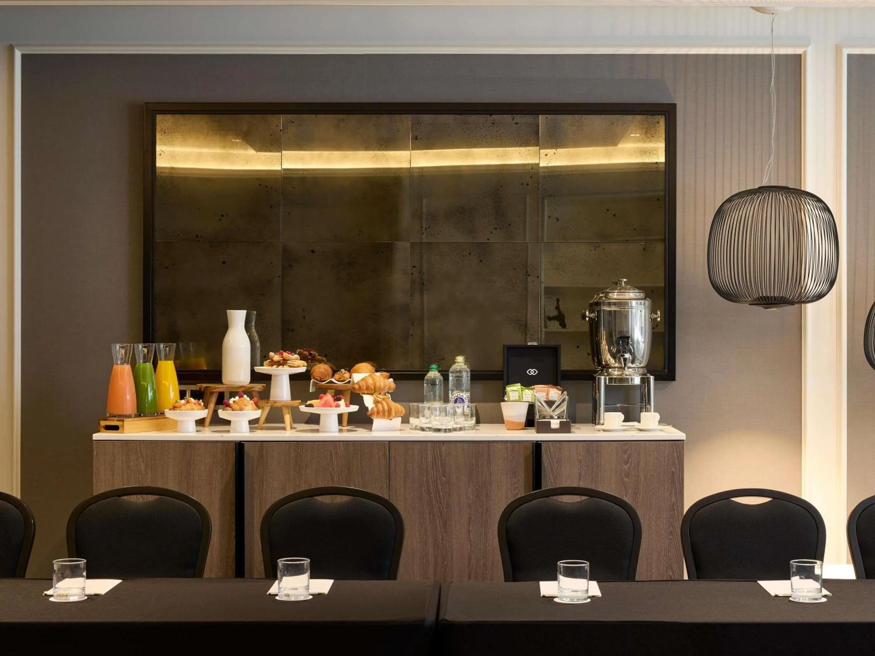 Meeting/conference room in Sofitel Barcelona Skipper