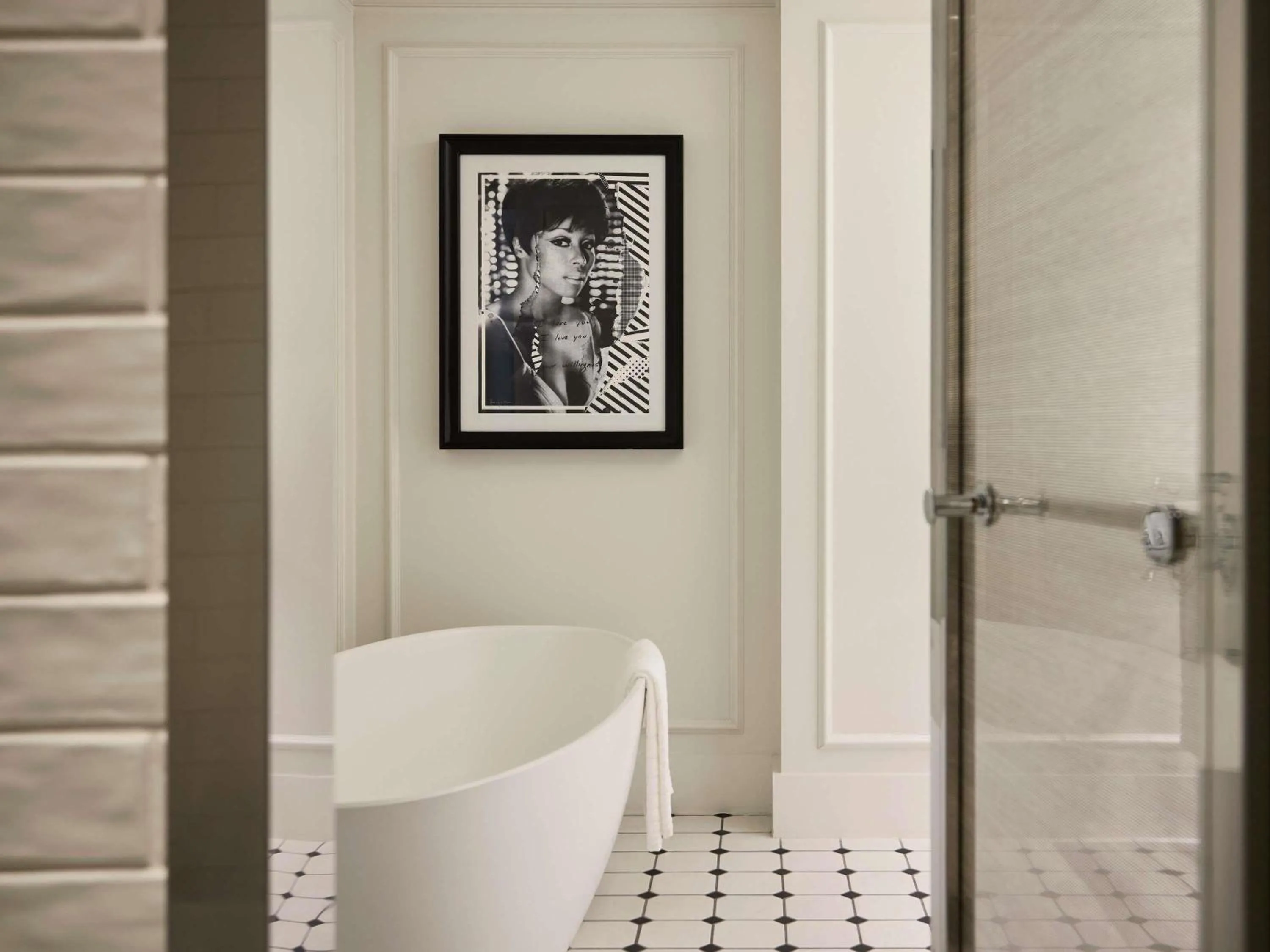 Bedroom in Sofitel Barcelona Skipper