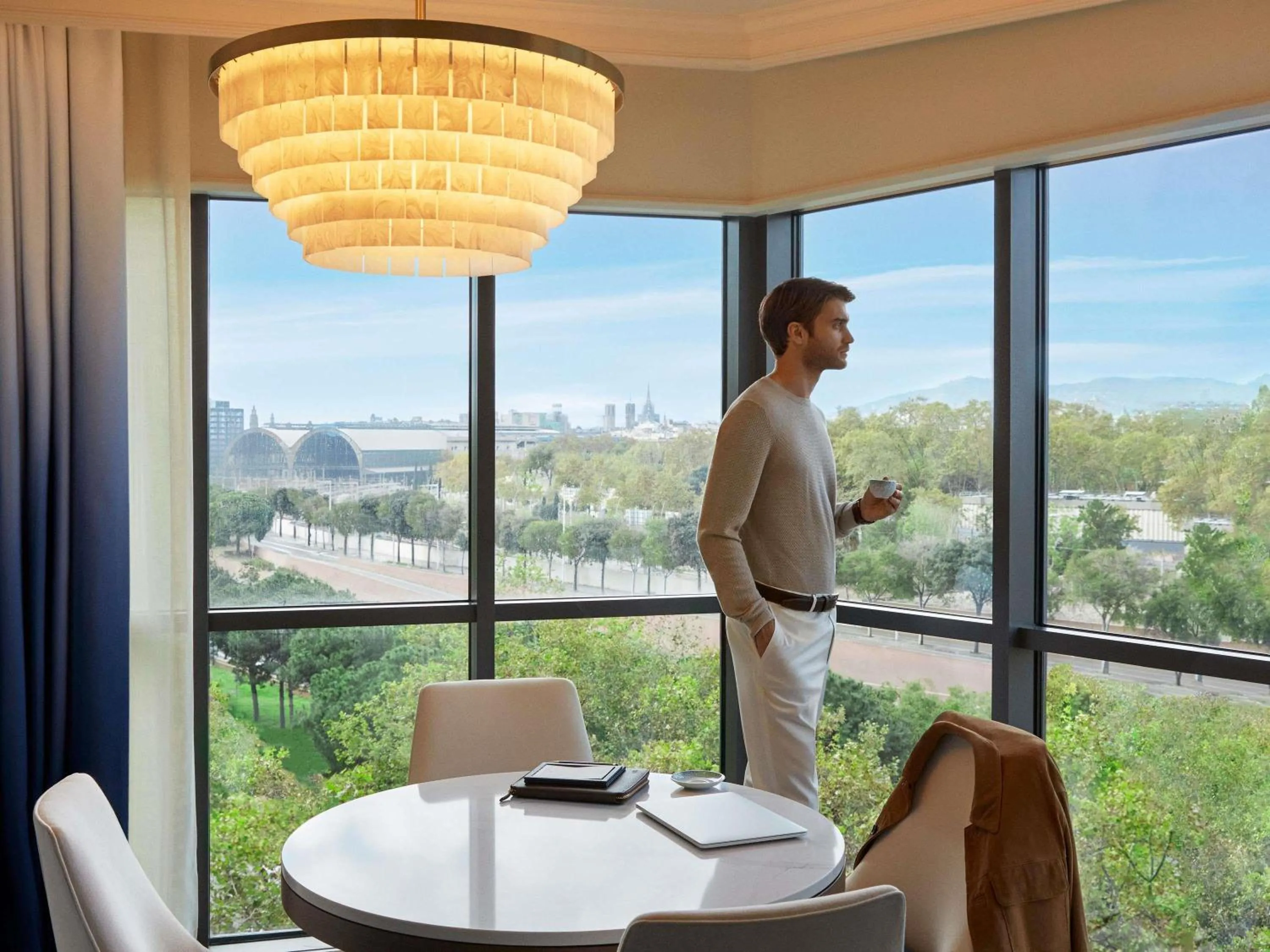 Photo of the whole room in Sofitel Barcelona Skipper