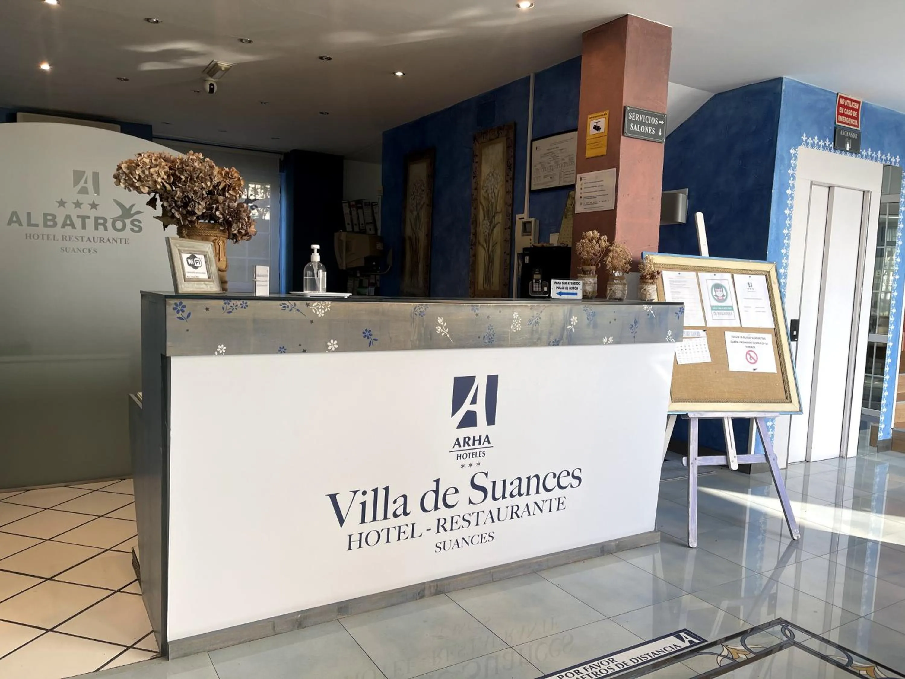 Lobby or reception in Arha Villa de Suances - Antiguo Albatros