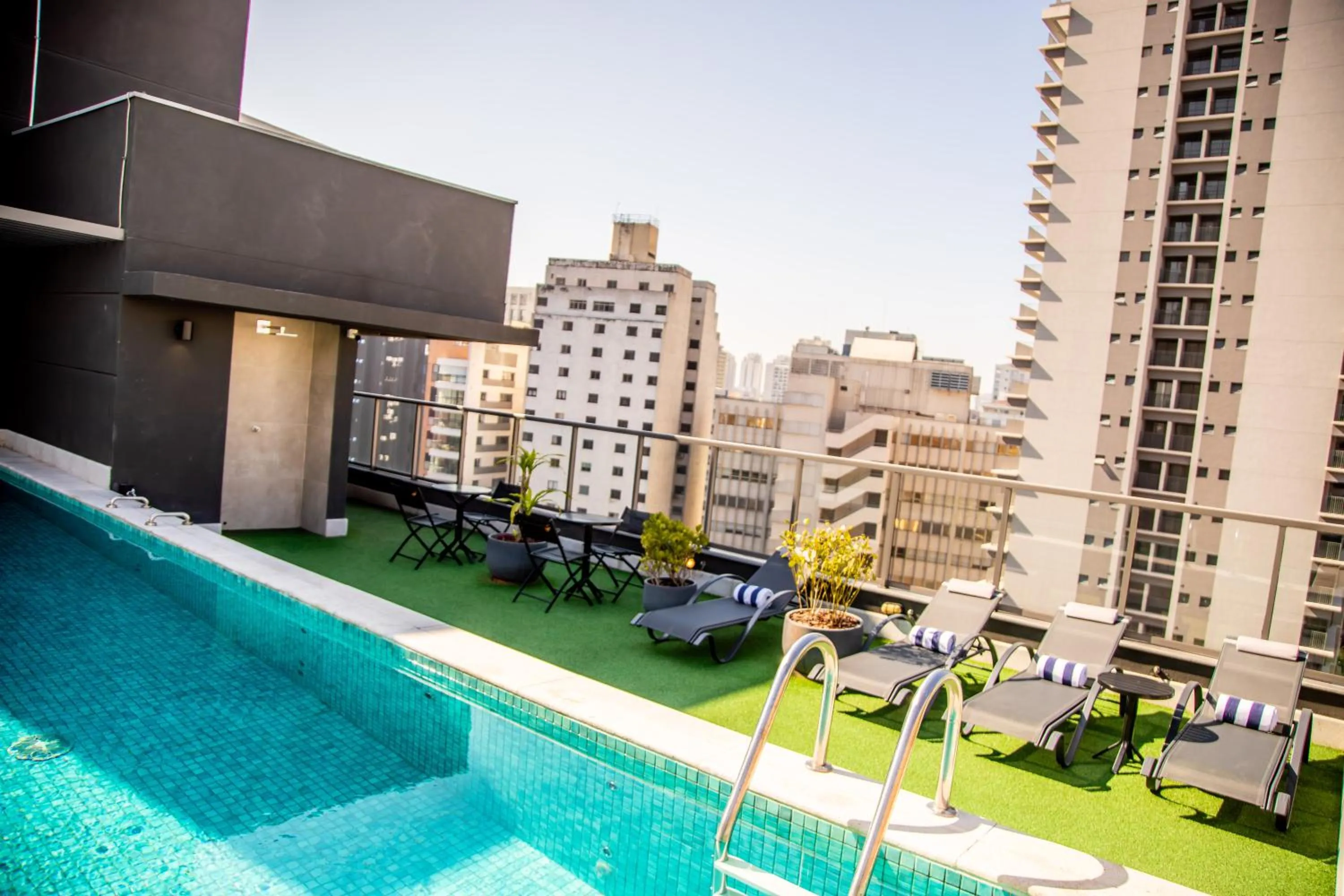 Spa and wellness centre/facilities in Cozzy Suites Paraíso Hotel