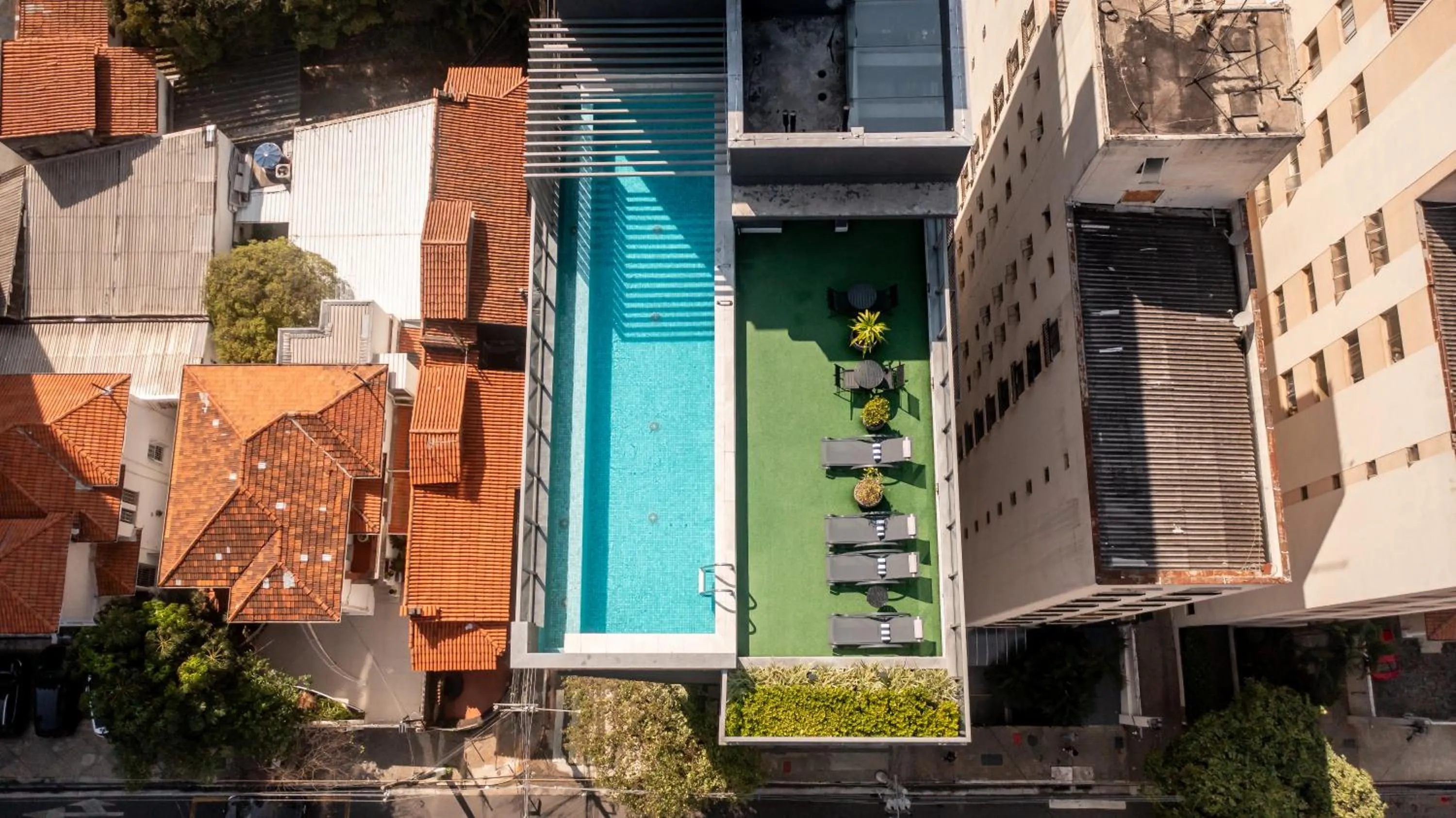 Bird's eye view in Cozzy Suites Paraíso Hotel