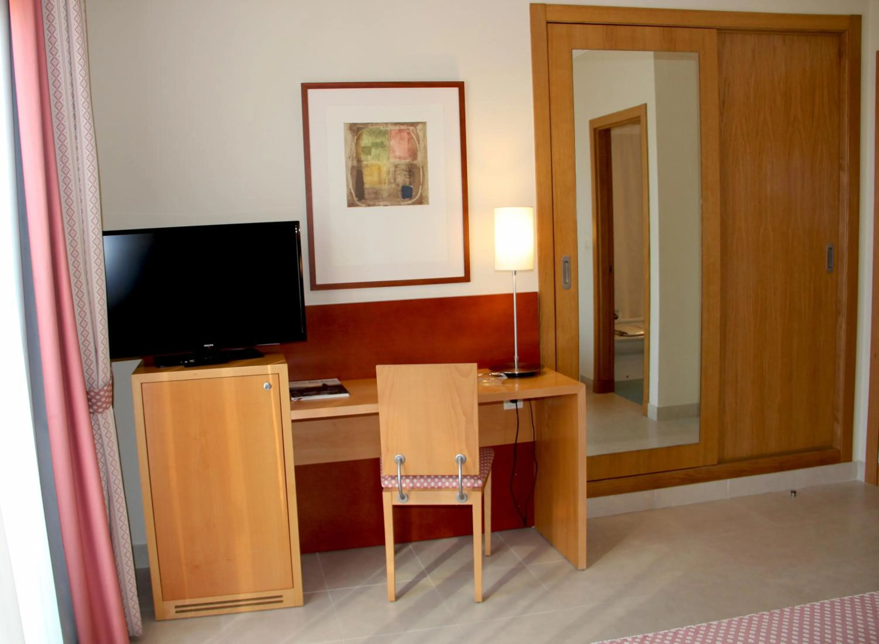 TV and multimedia in Hotel Canelas