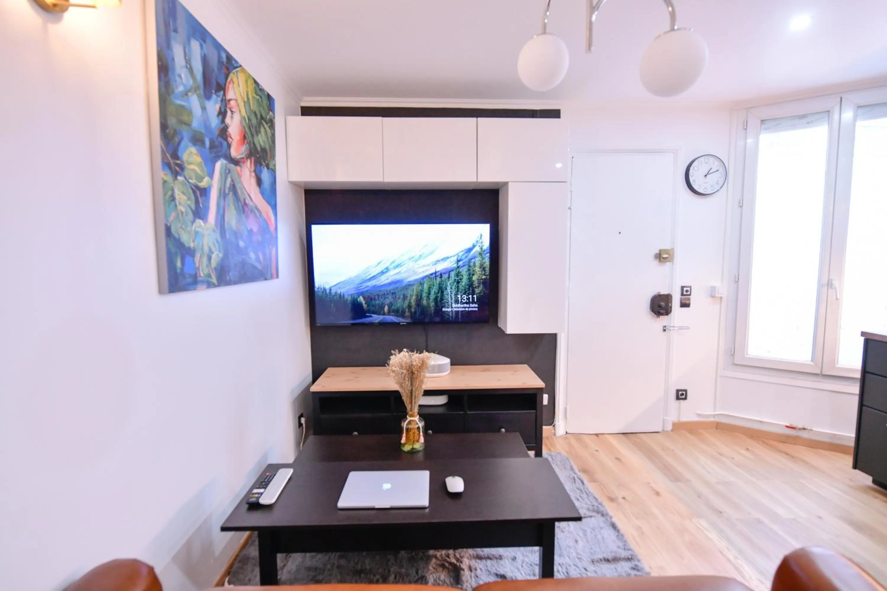 TV and multimedia in Paris La Villette - Charming Apartment 2 rooms