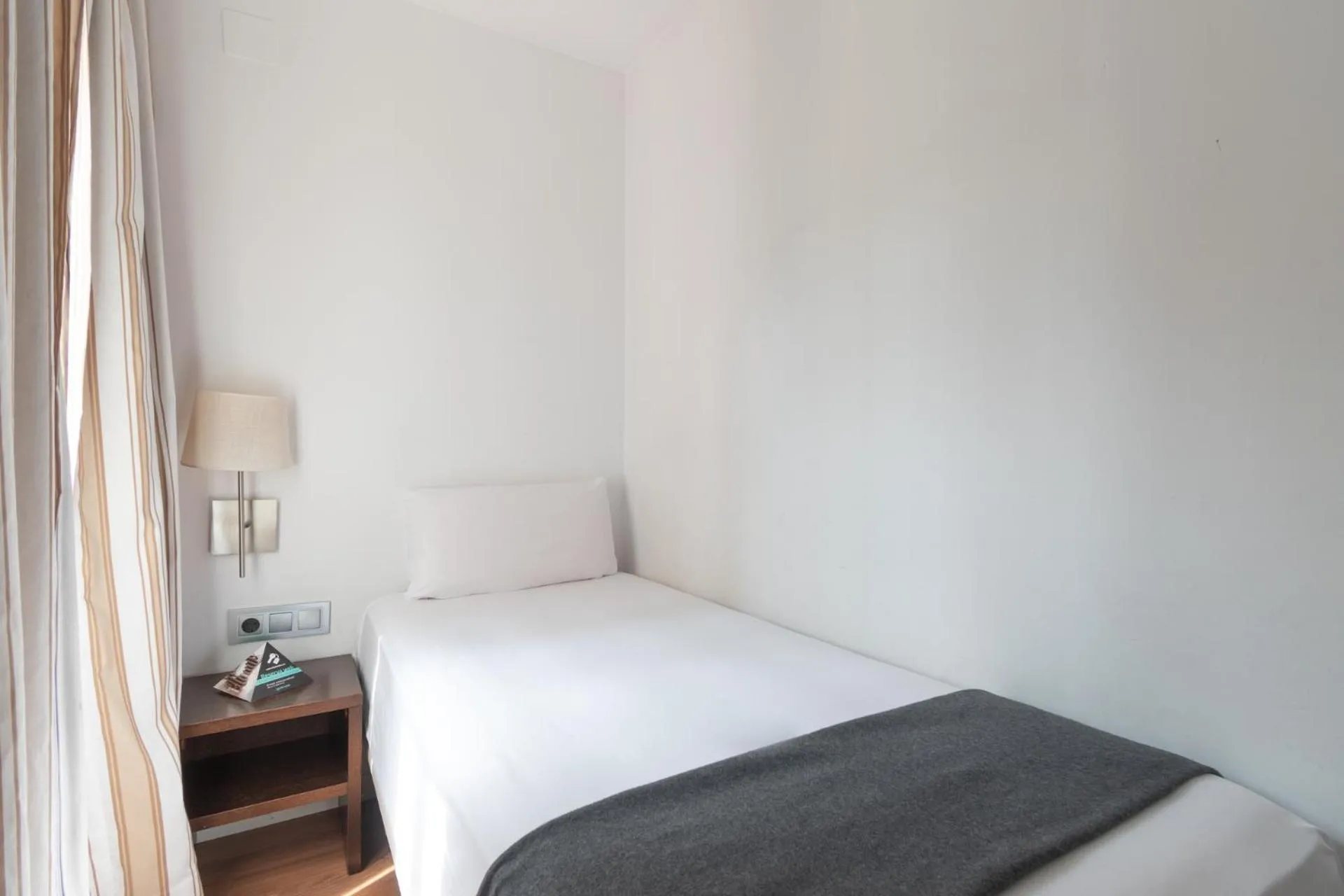 Bed in Hotel Alda Zaragoza Independencia