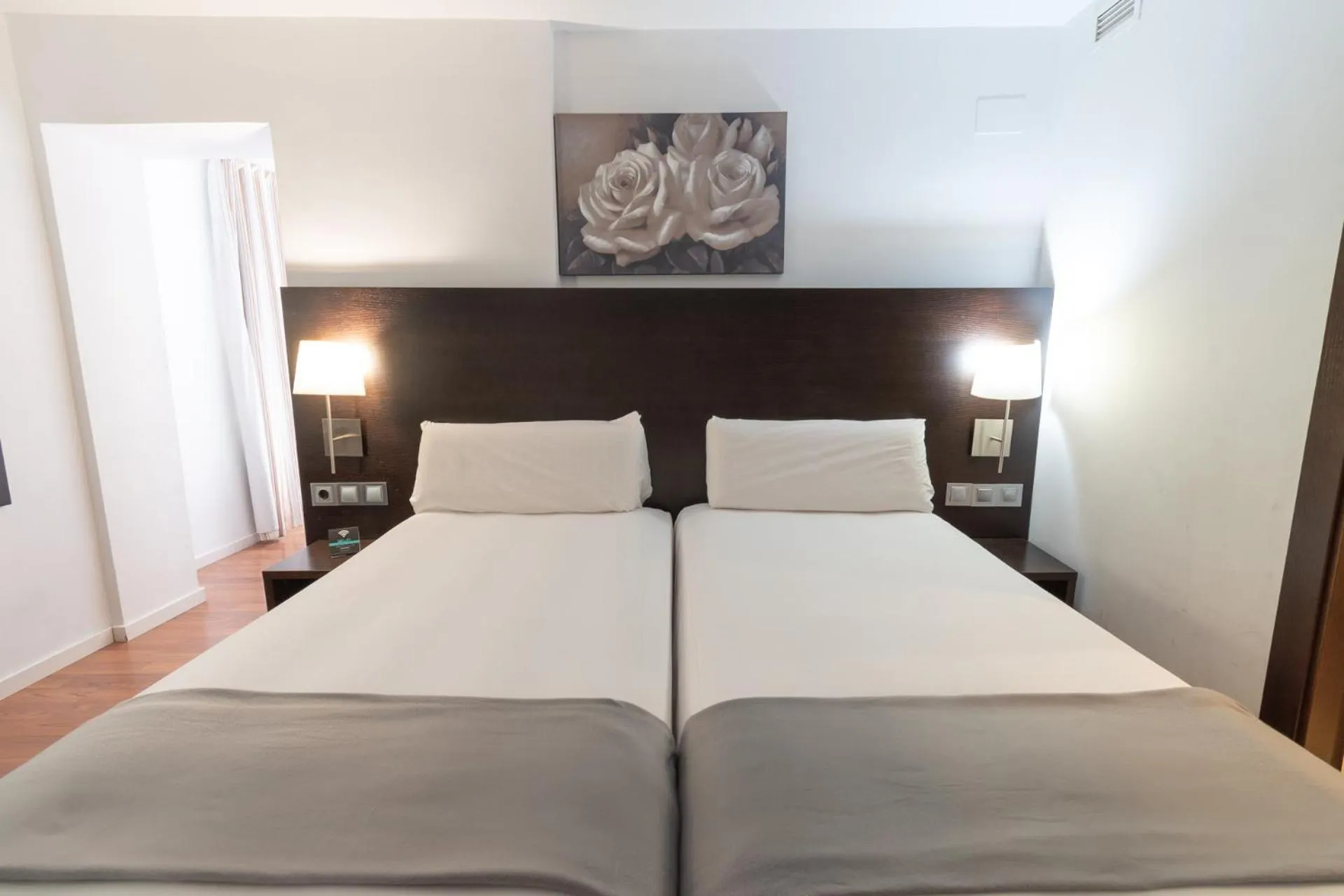 Bed in Hotel Alda Zaragoza Independencia