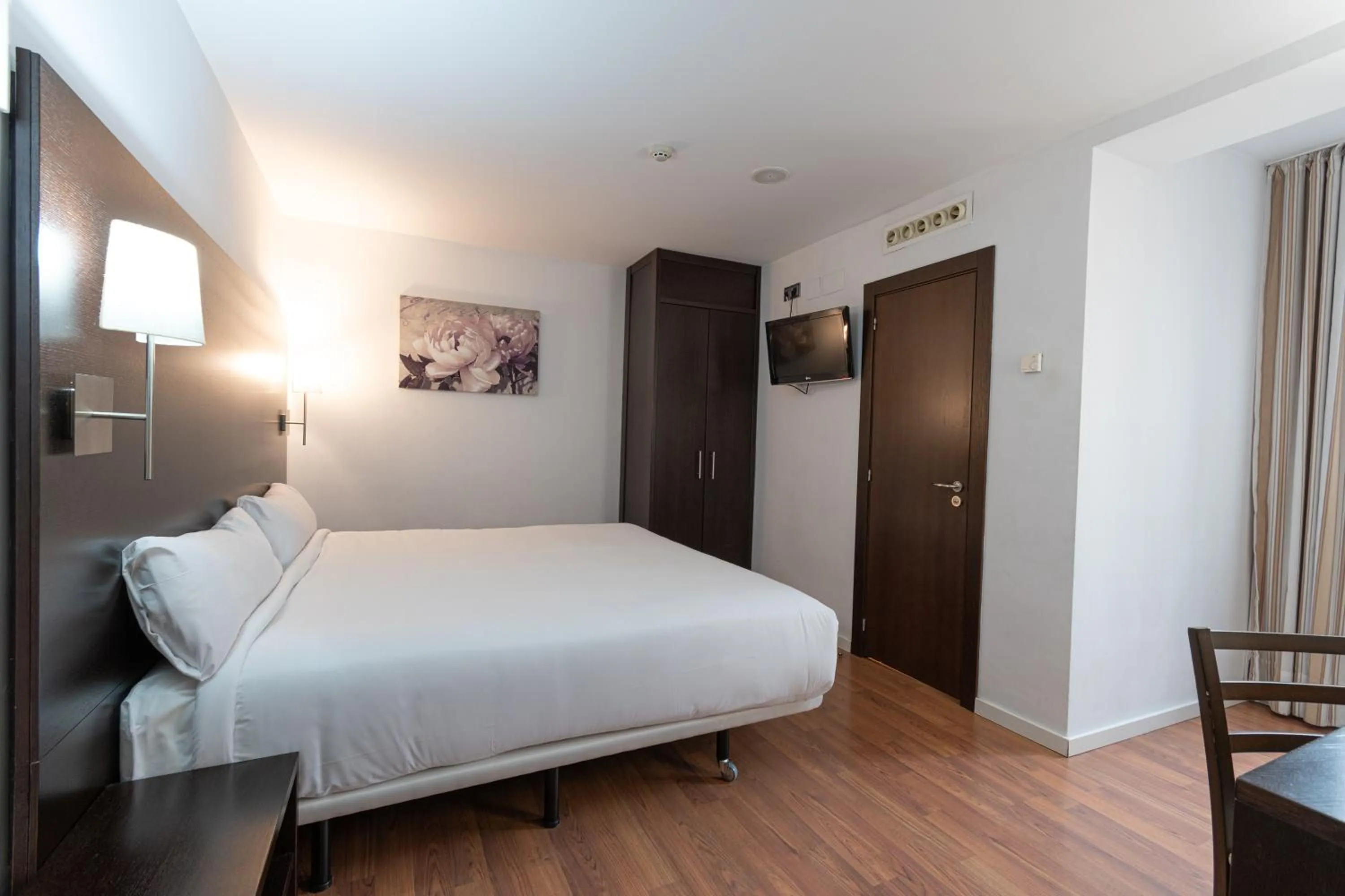 Bed in Hotel Alda Zaragoza Independencia