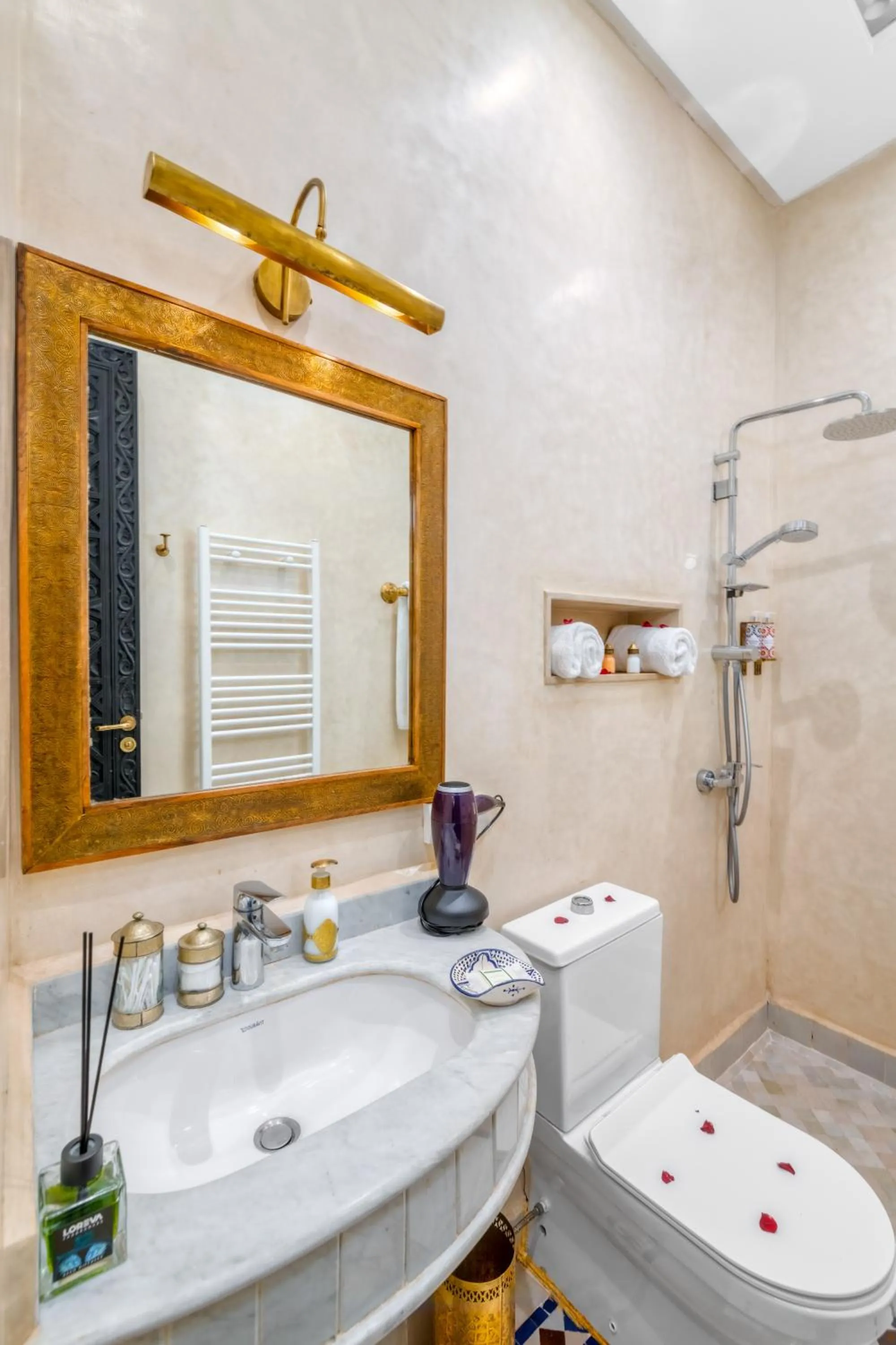 Shower in Riad Diamond Of Marrakech & Spa