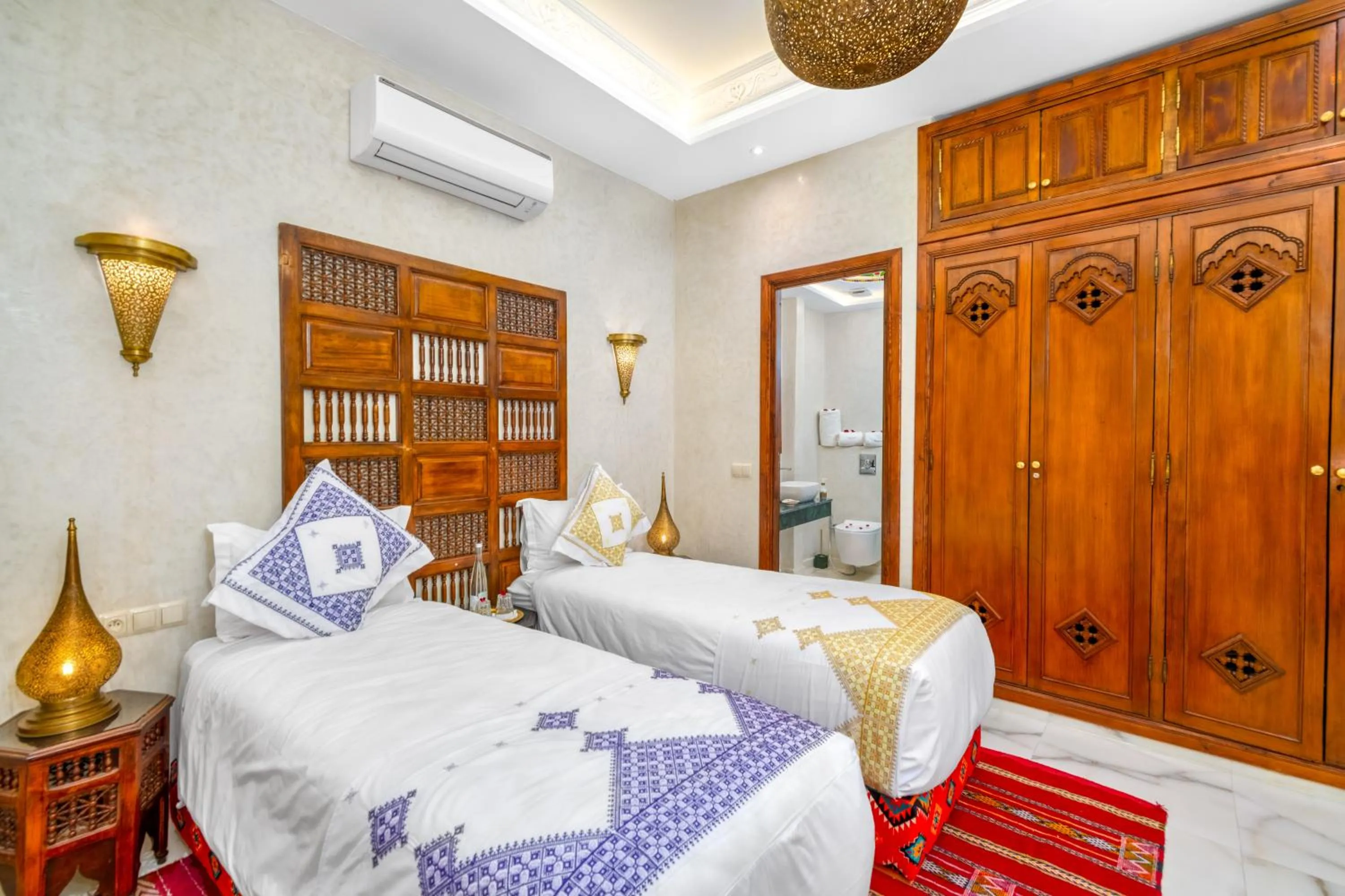 Bed in Riad Diamond Of Marrakech & Spa