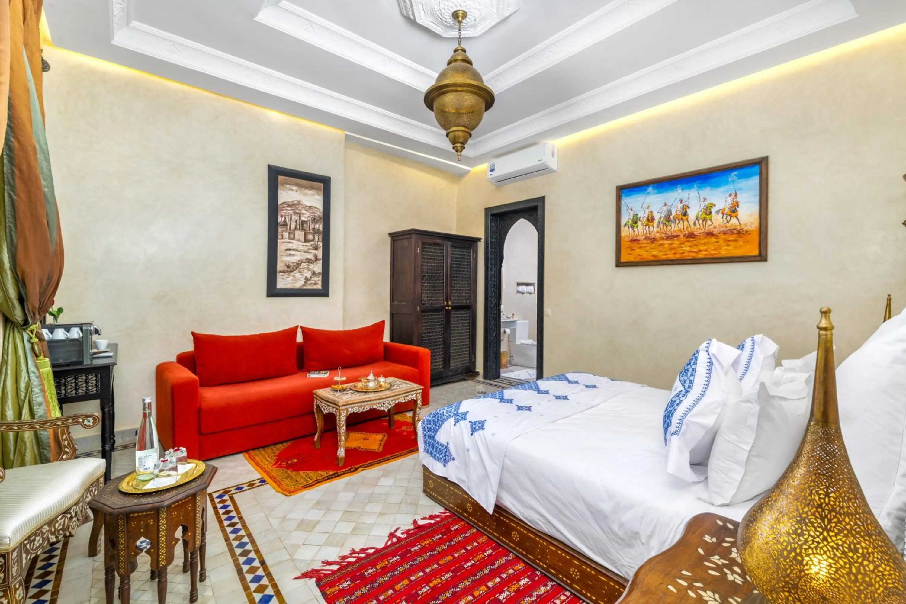 Photo of the whole room, Bed in Riad Diamond Of Marrakech & Spa