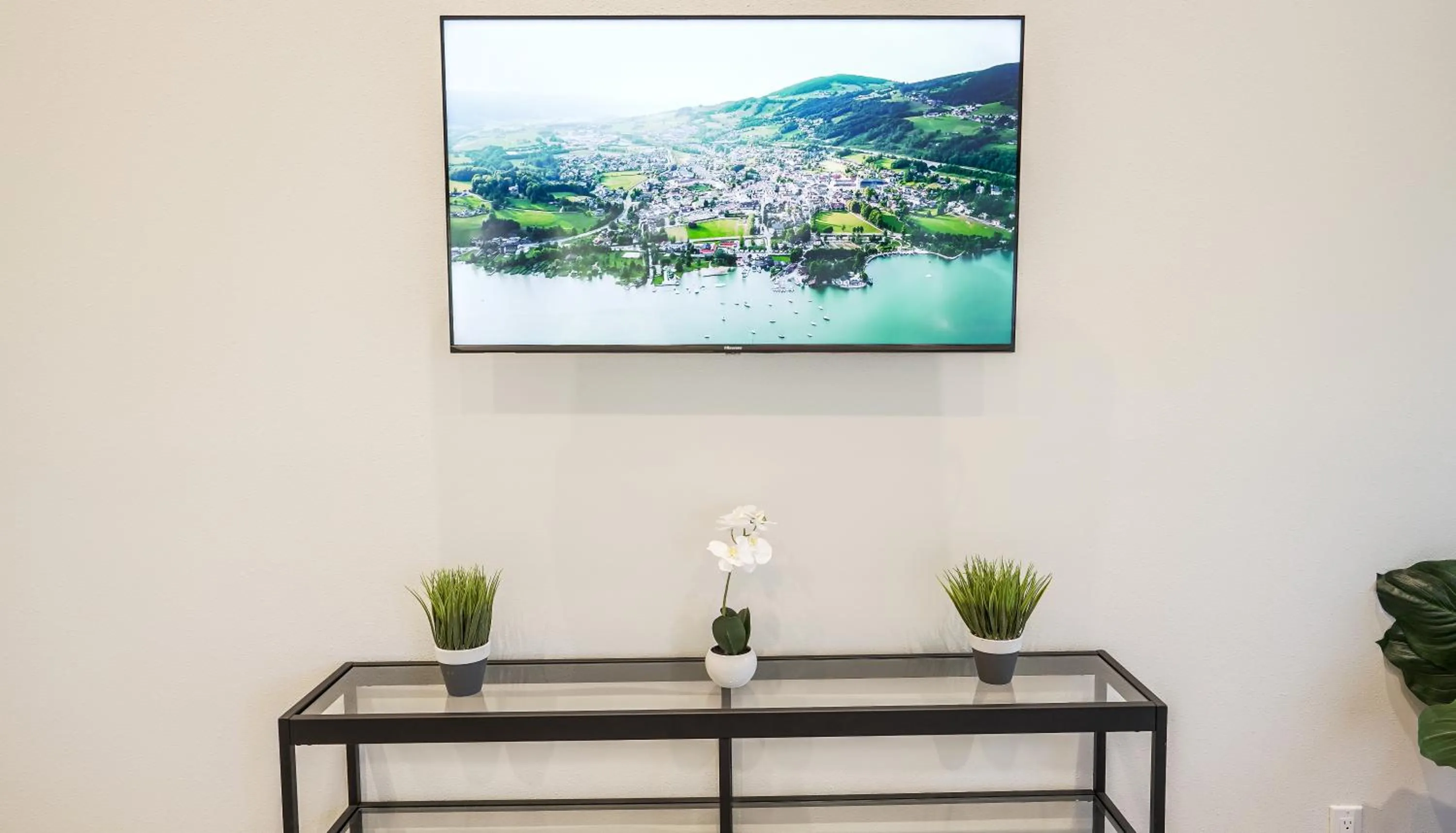 TV and multimedia in Icon Inn