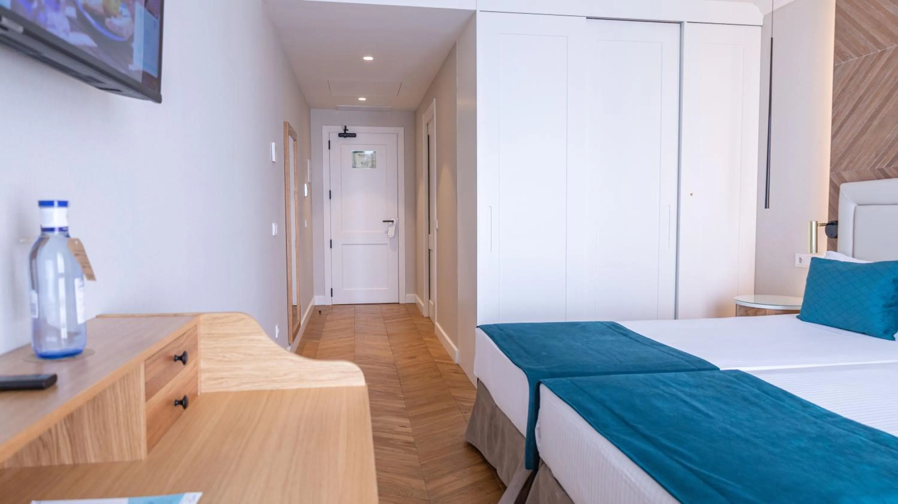 Bedroom in Seth Port Mahón