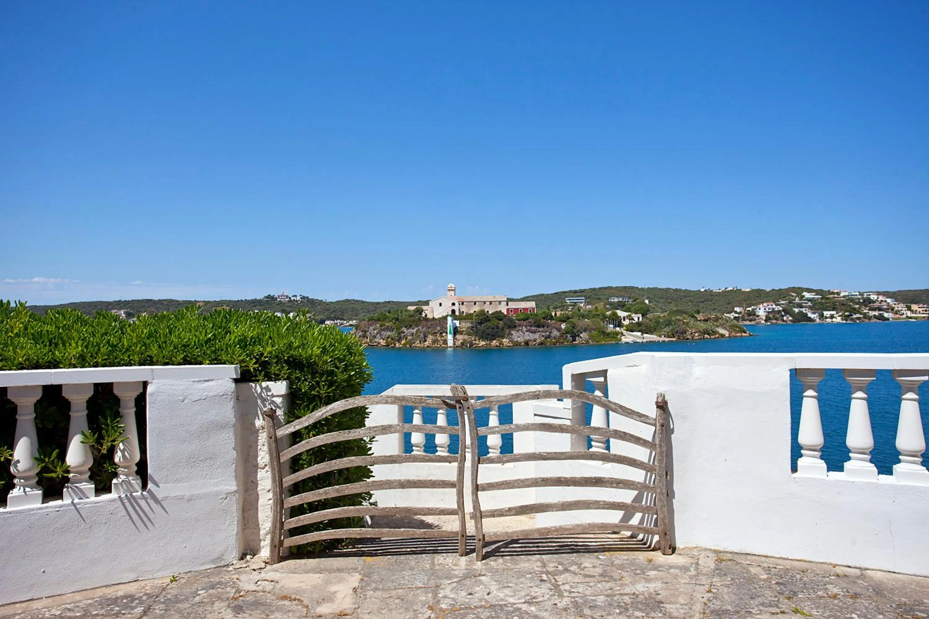 Garden in Seth Agamenon