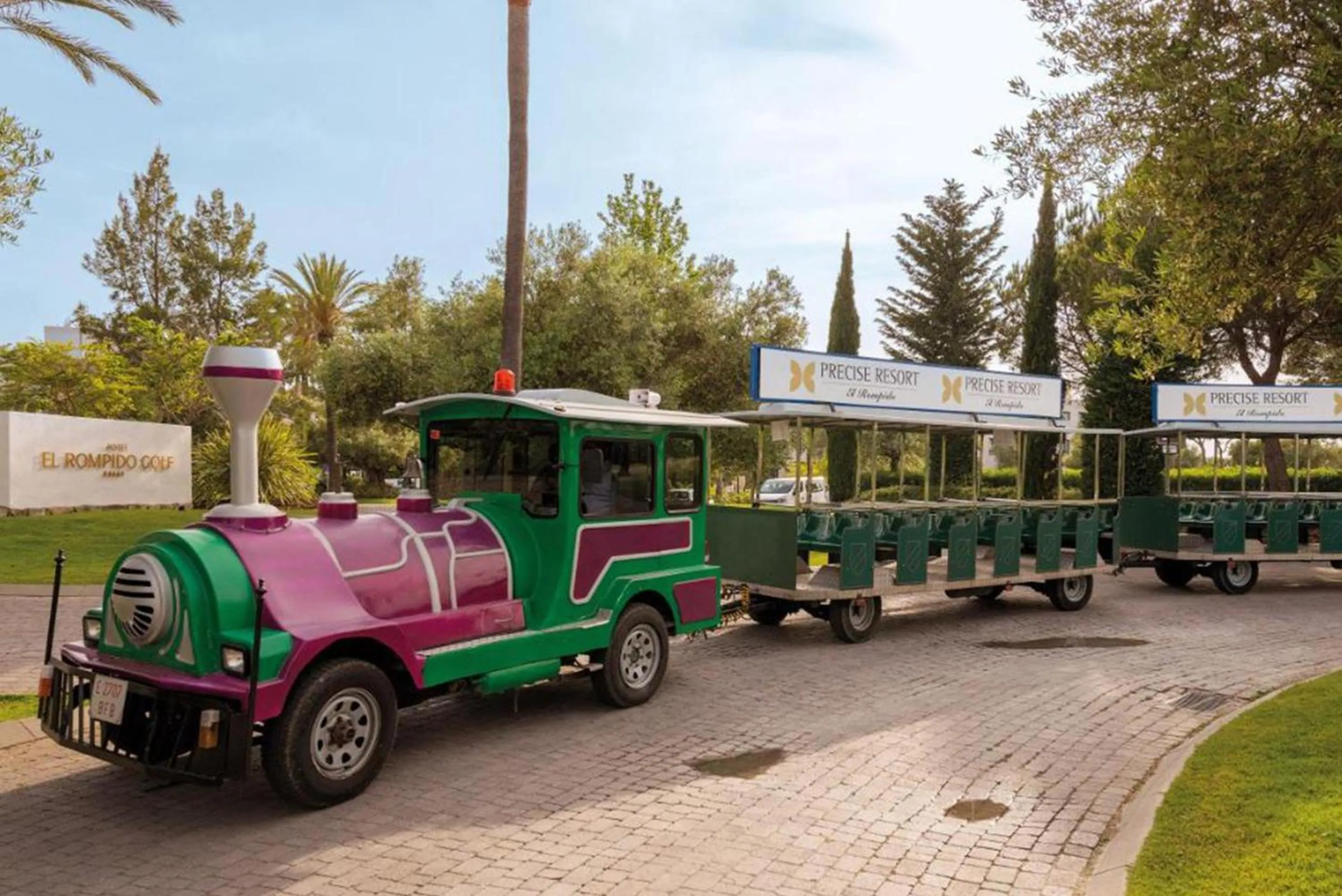 children in Precise Resort El Rompido-The Club