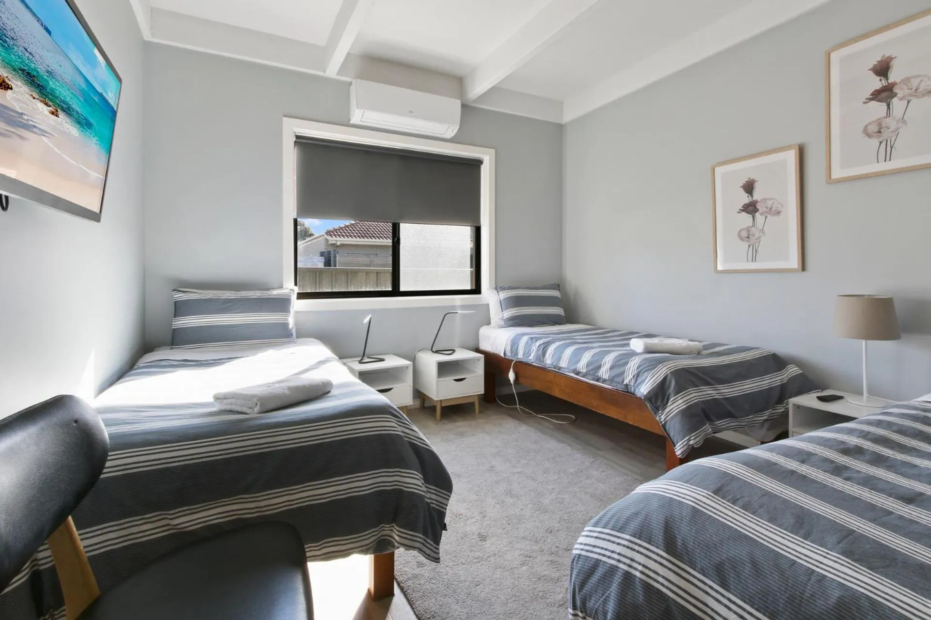 Bedroom, Bed in Ocean Bridge Lakes Entrance