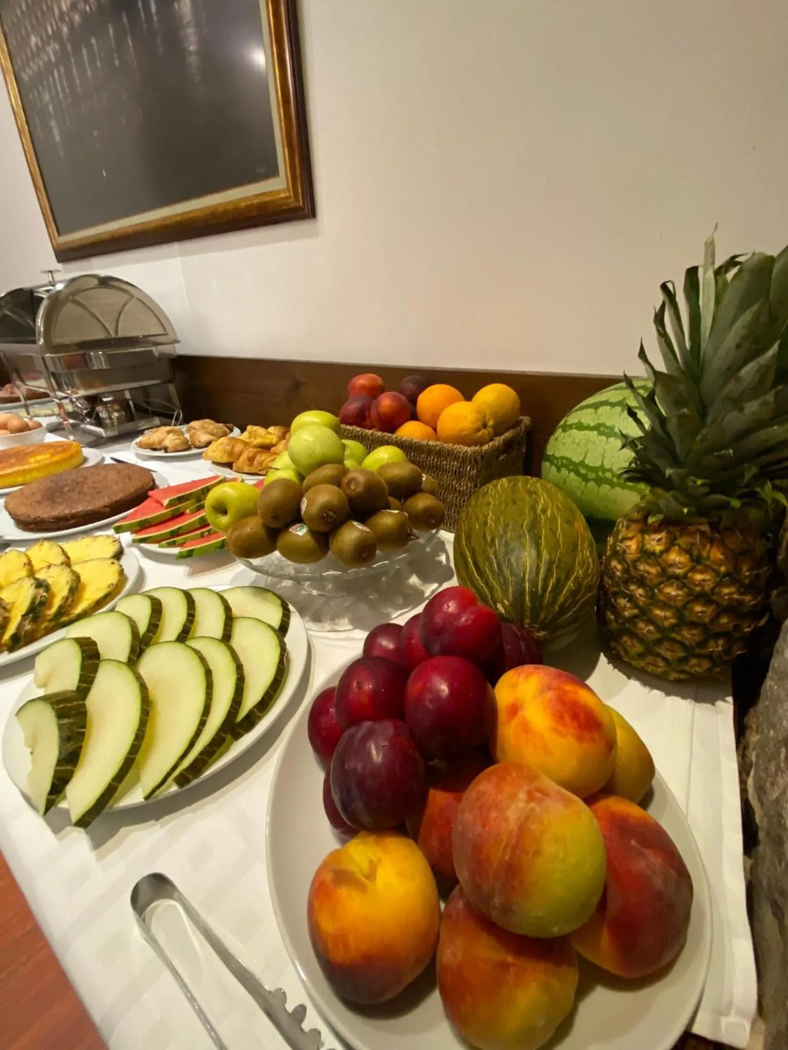 Buffet breakfast in Hotel Rua Salamanca