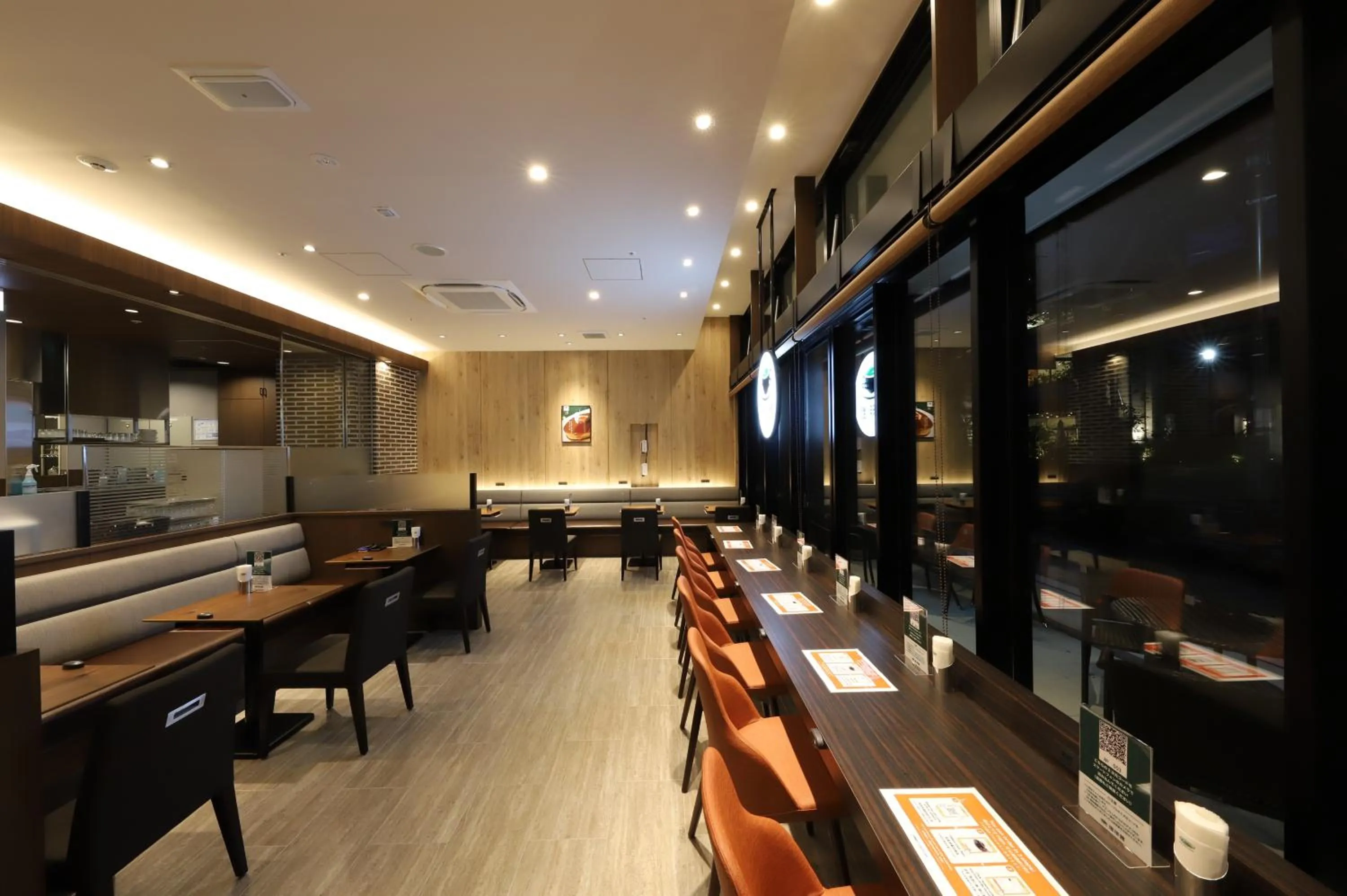 Restaurant/places to eat in Citadines Harbour Front Yokohama