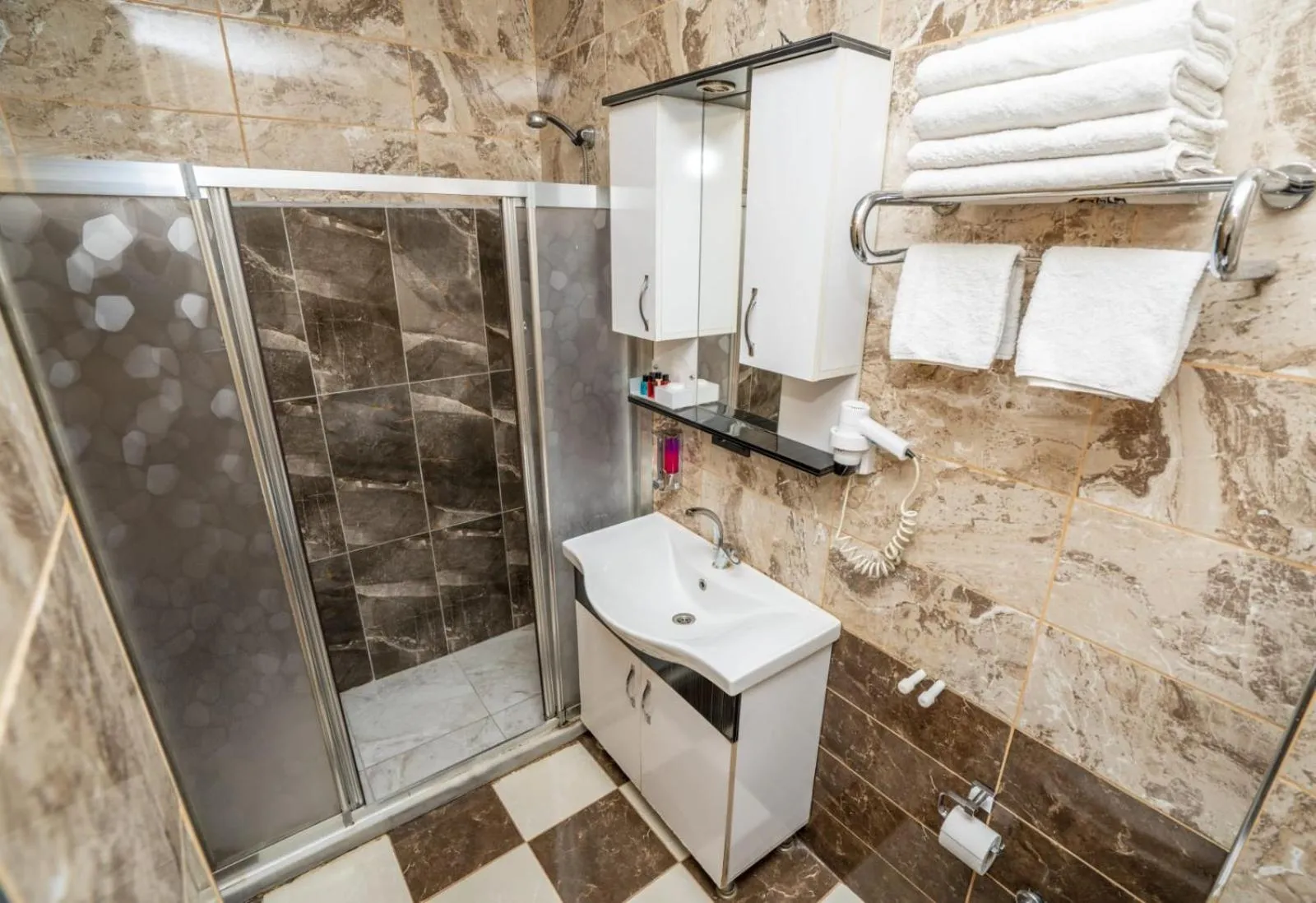 Shower in 216 Palace Suite