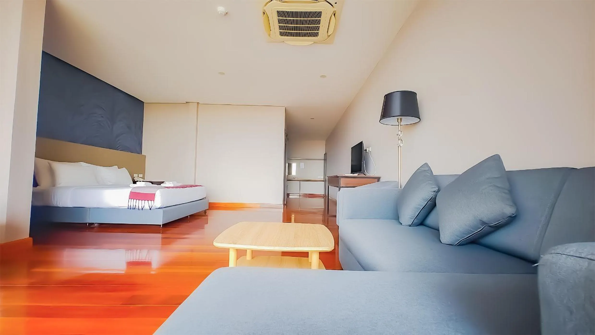 Bed in The Riva Vientiane Hotel