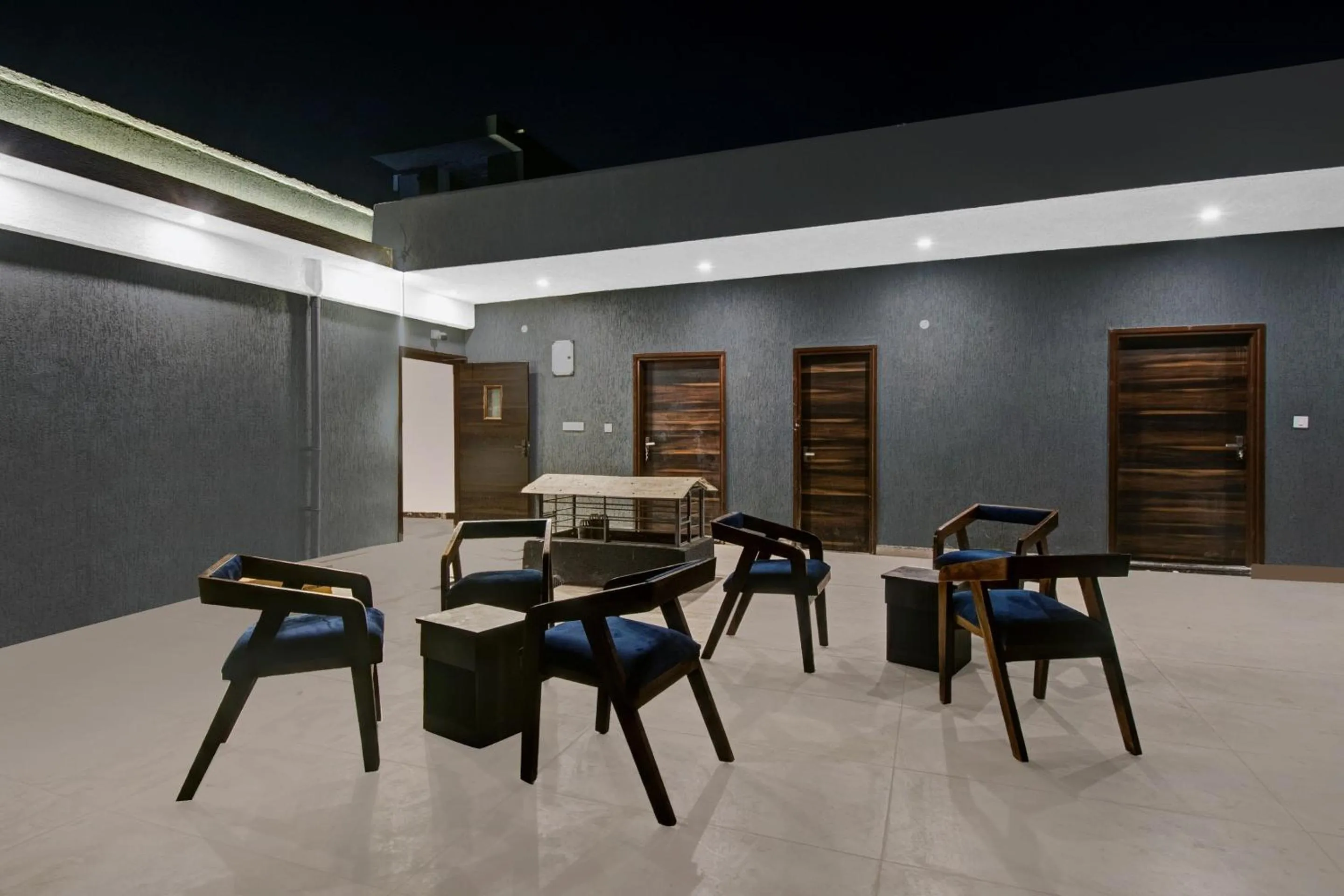 Restaurant/places to eat in Collection O Aloft