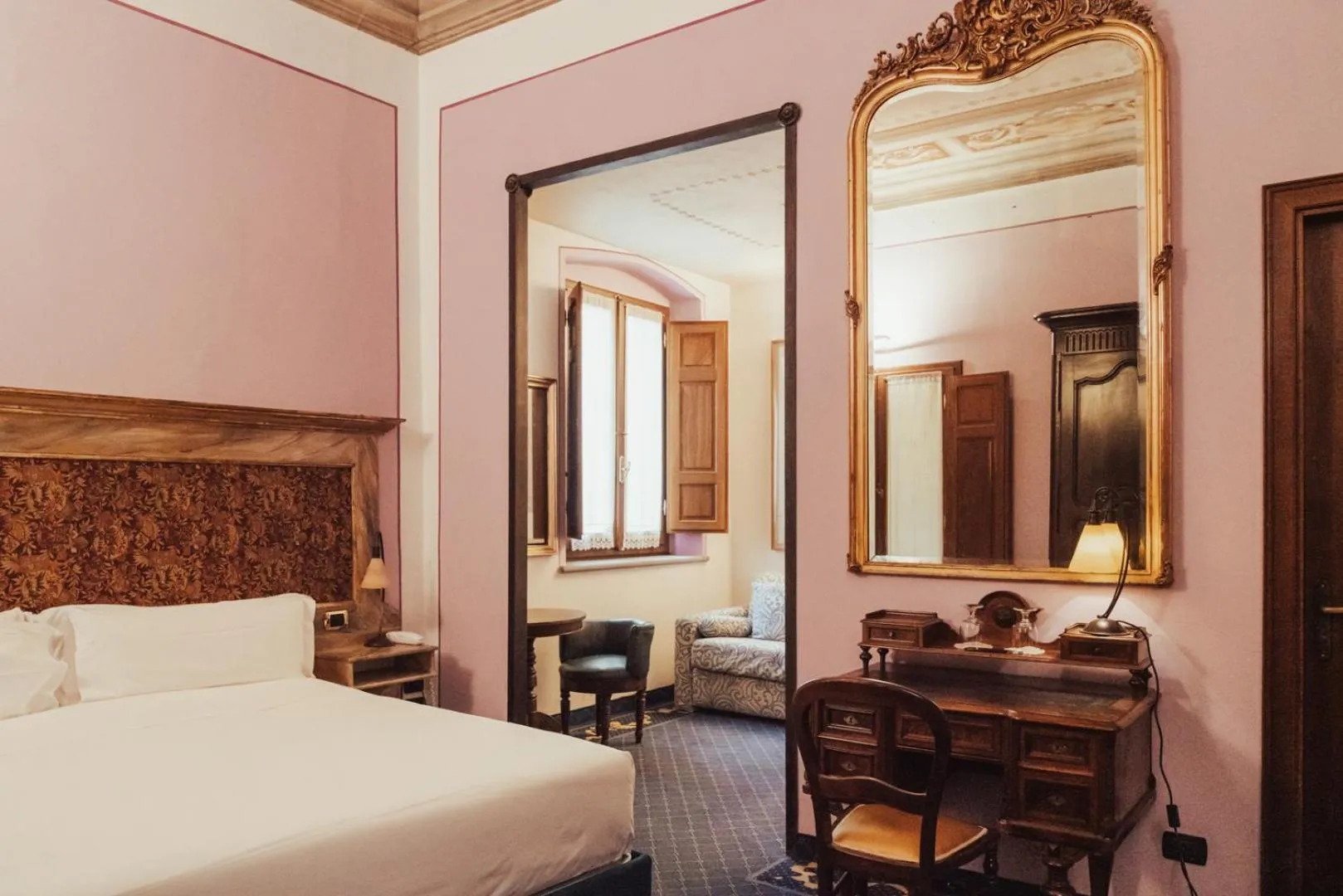 Photo of the whole room, Bed in II Guelfo Bianco