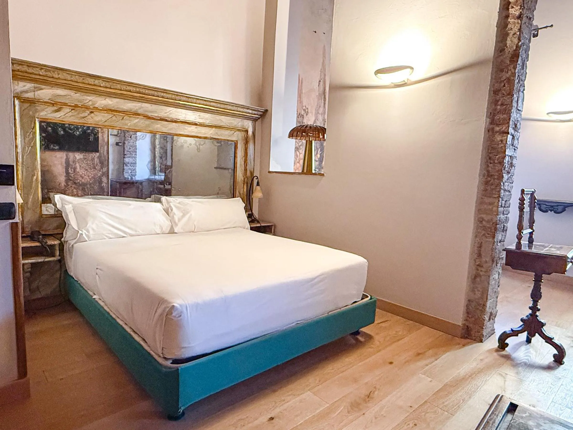 Bedroom, Bed in II Guelfo Bianco