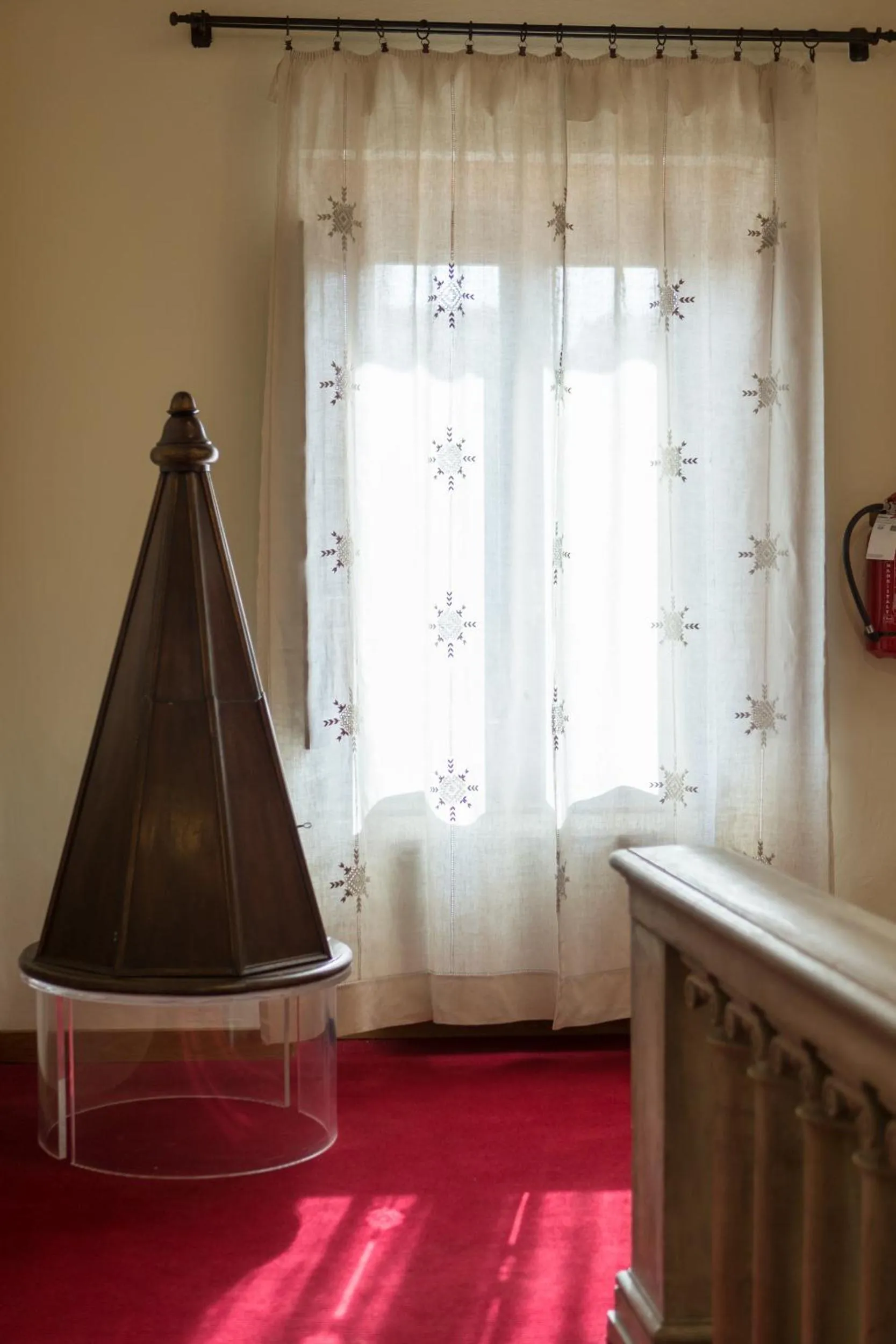 Photo of the whole room in II Guelfo Bianco