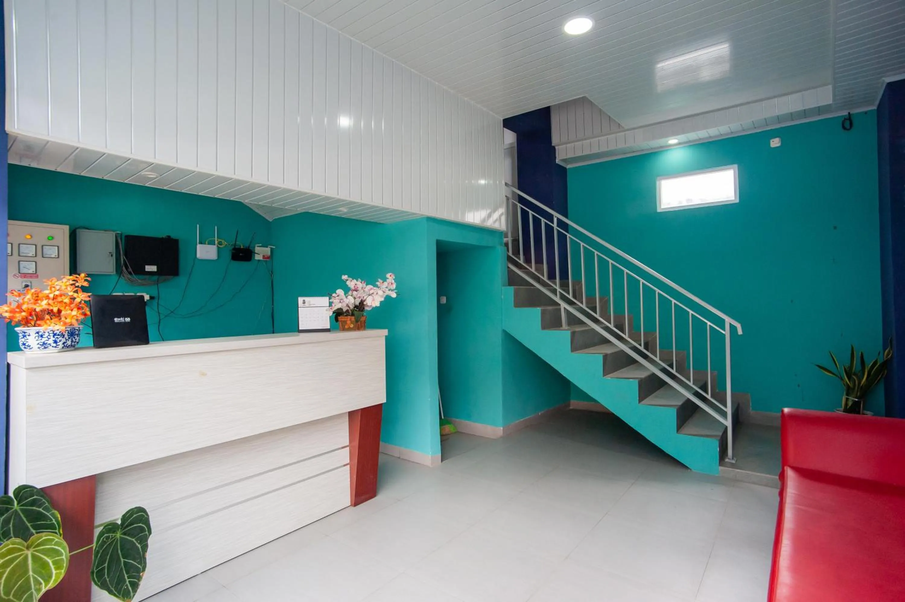 Lobby or reception in Urbanview Hotel Pangeran Palembang by RedDoorz