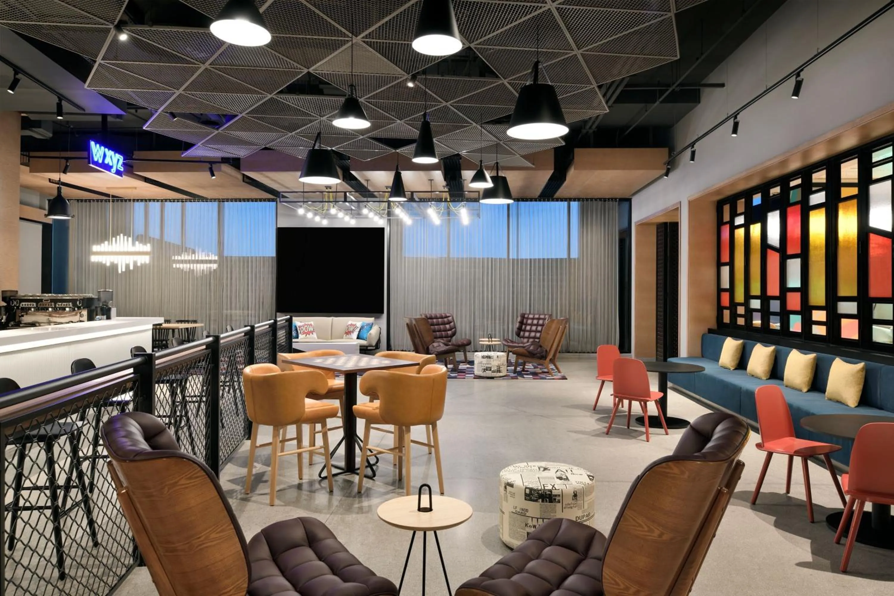 Restaurant/places to eat in Aloft Muscat