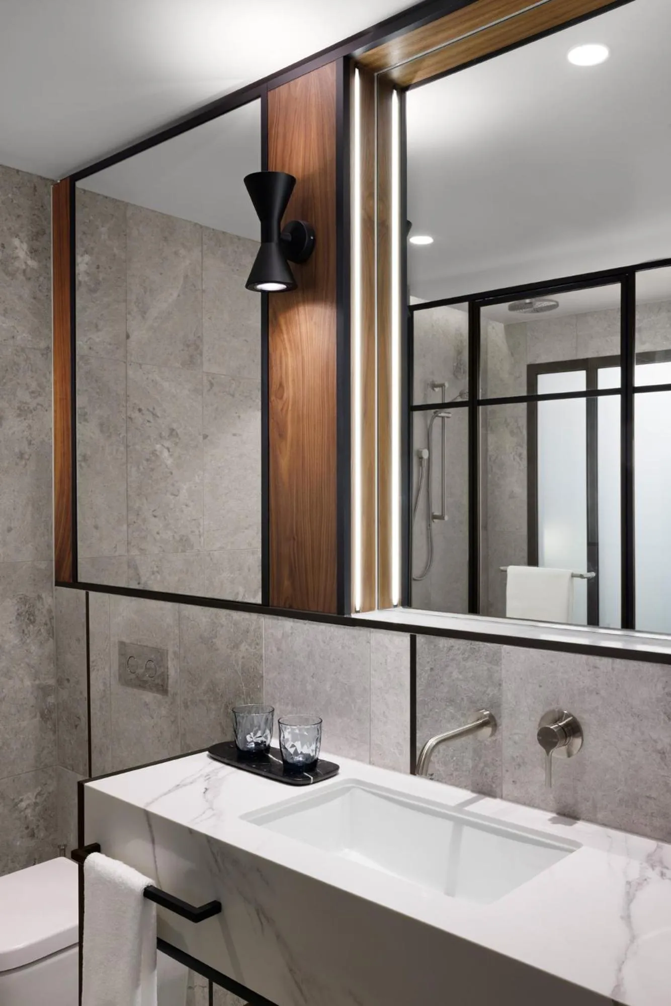 Bathroom in Le Meridien Melbourne