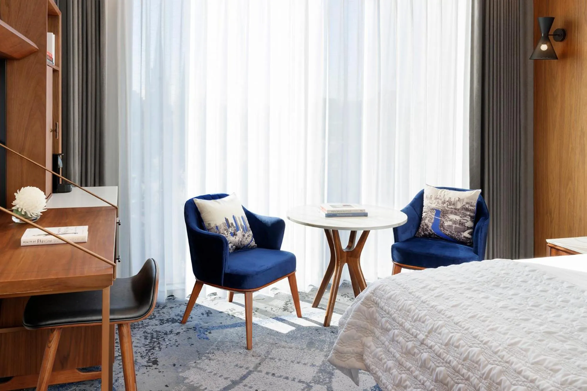 Seating area, Bed in Le Meridien Melbourne