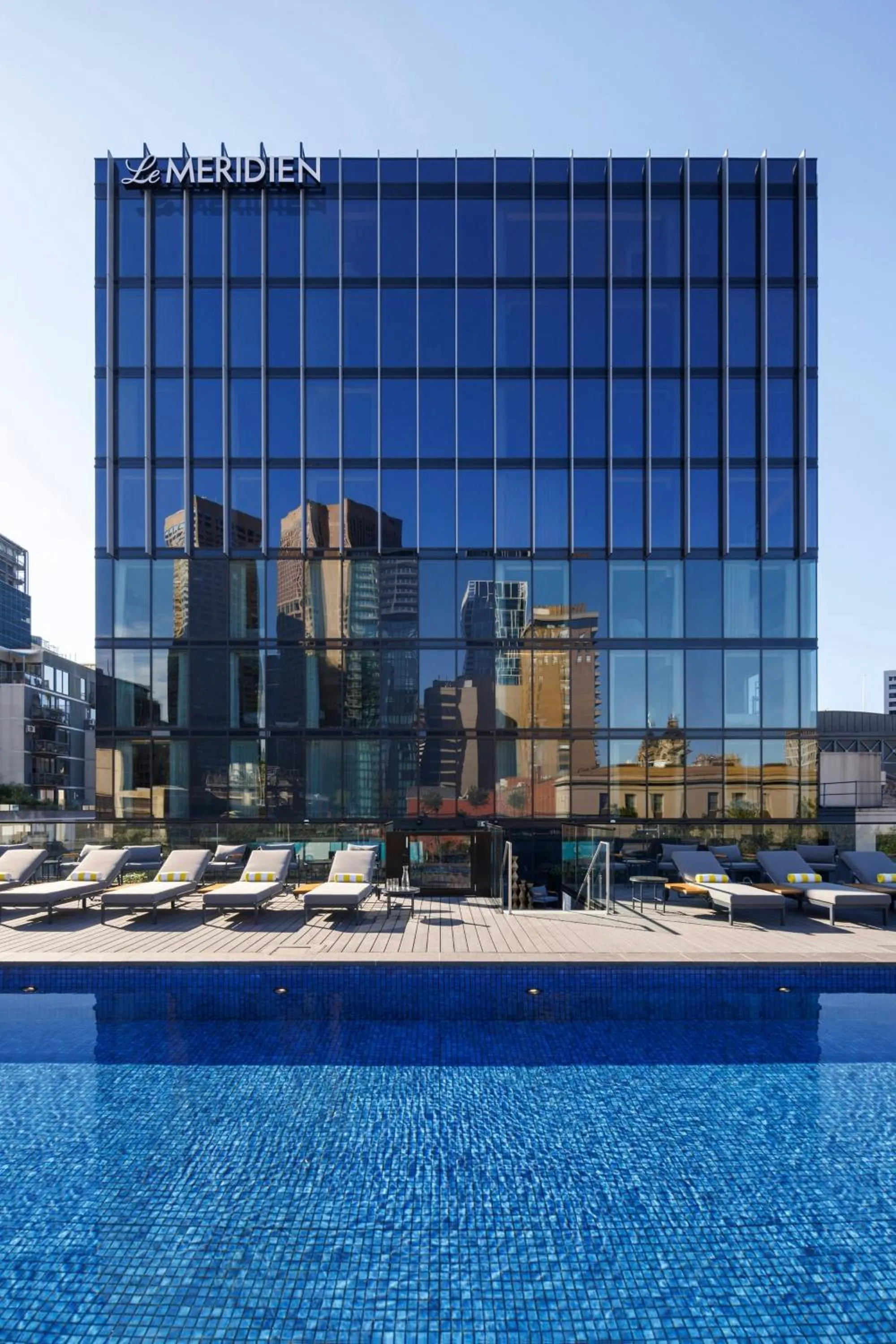 Swimming pool in Le Meridien Melbourne