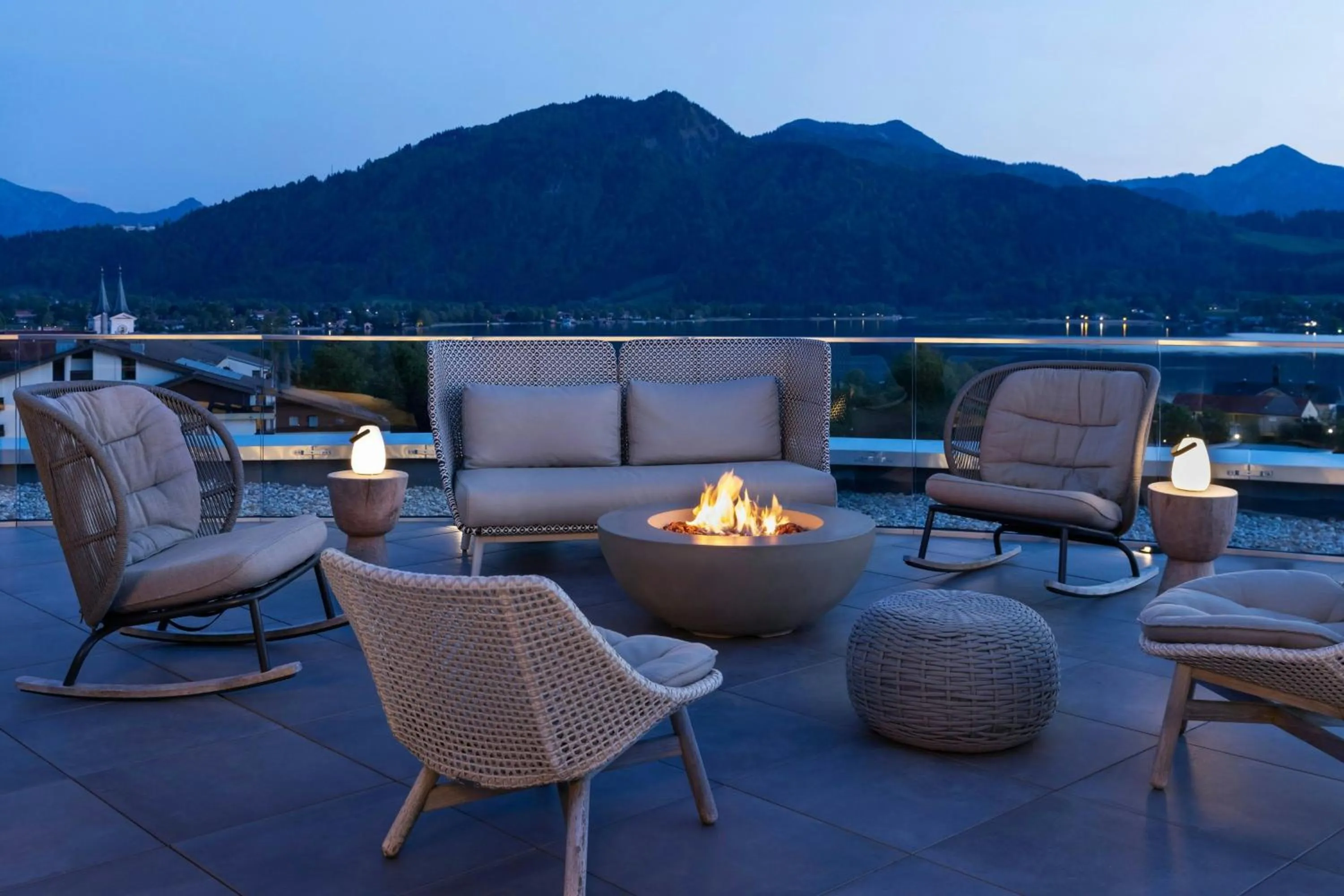 Lounge or bar in Caro & Selig, Tegernsee, Autograph Collection
