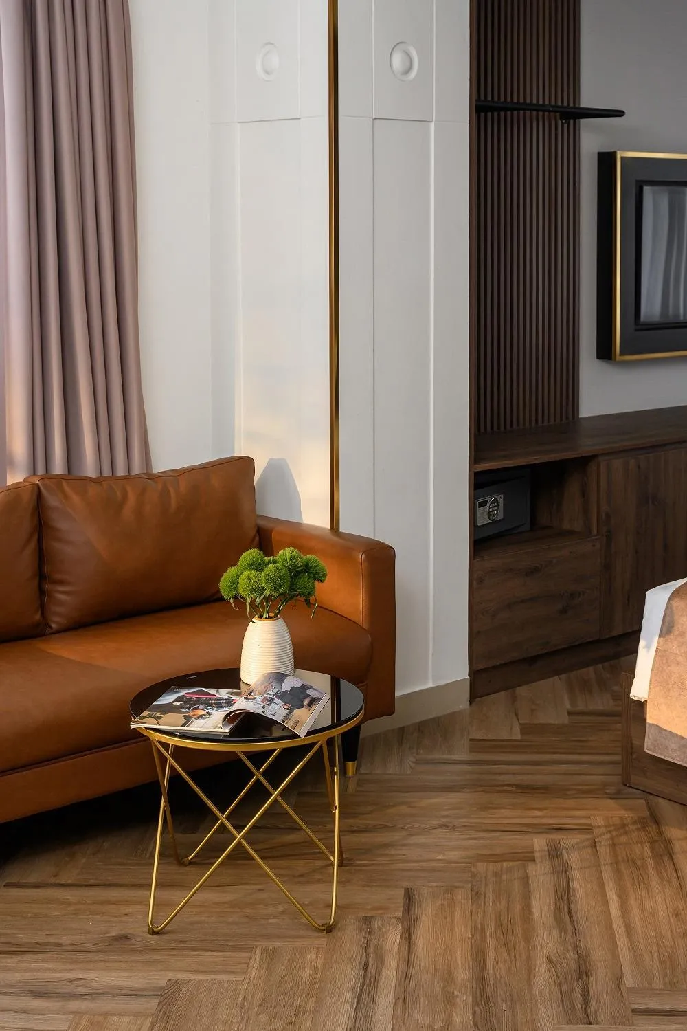 TV and multimedia in Acnos Hotel