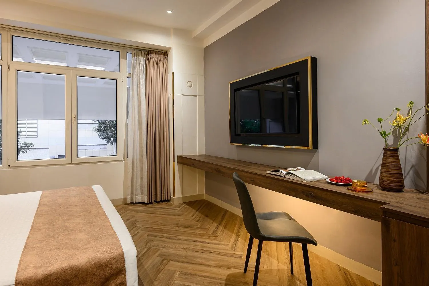 Photo of the whole room, Bed in Acnos Hotel