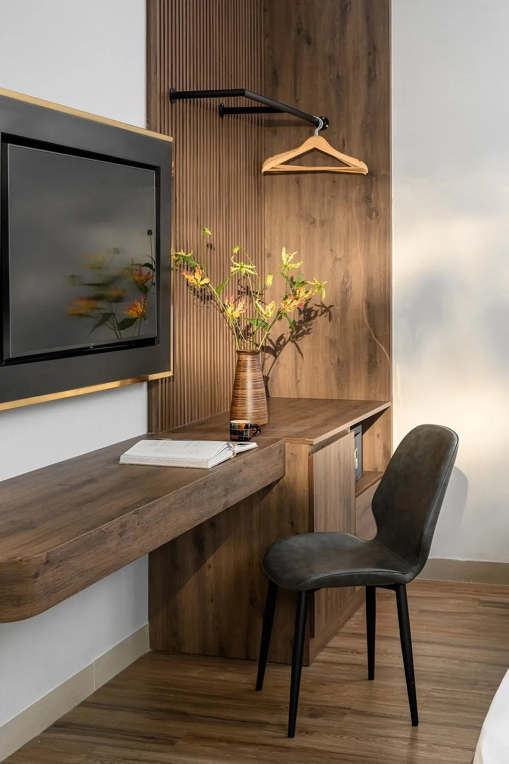 Seating area in Acnos Hotel