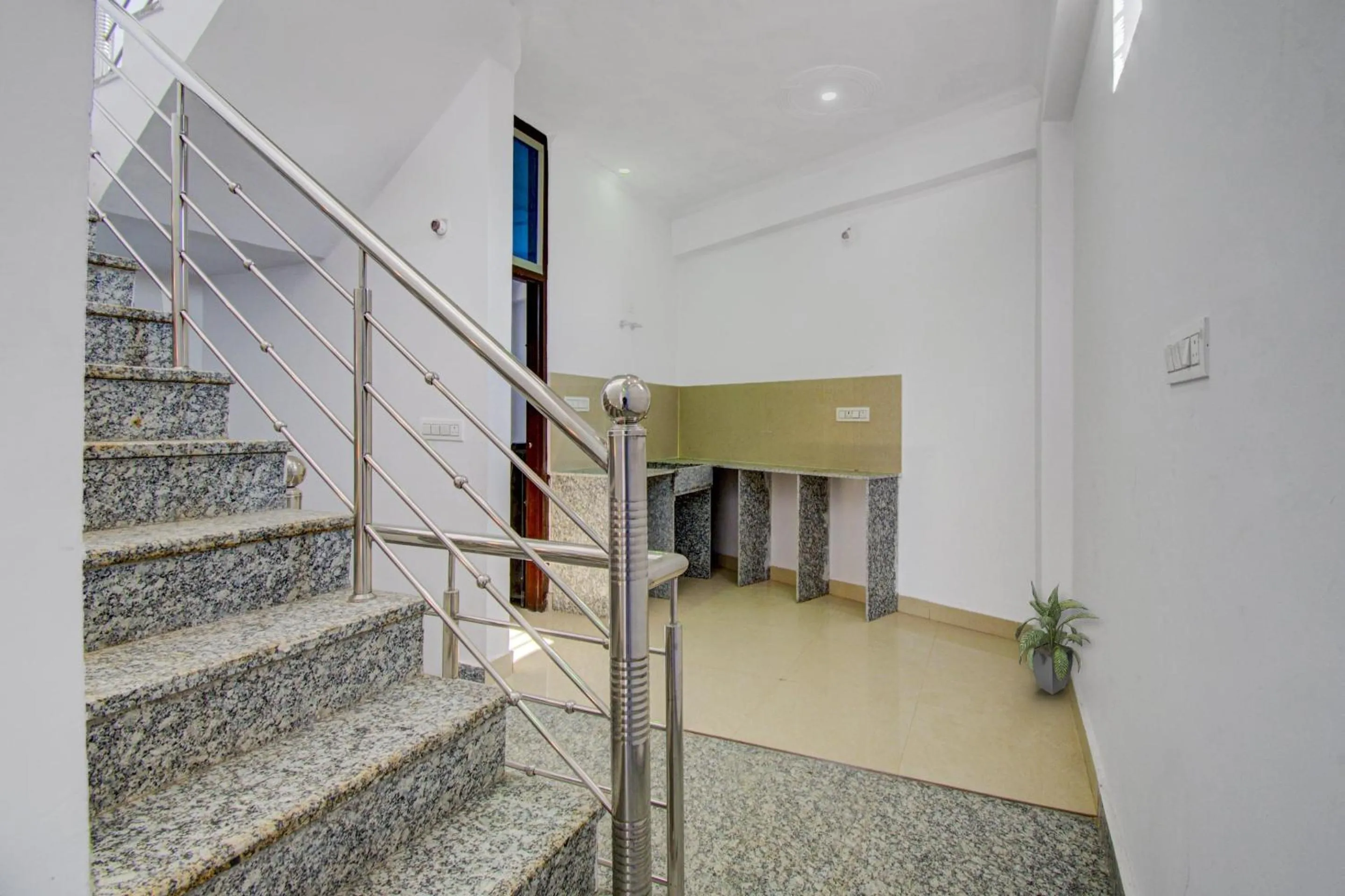 Facade/entrance in Hotel O Star Rest Hotel