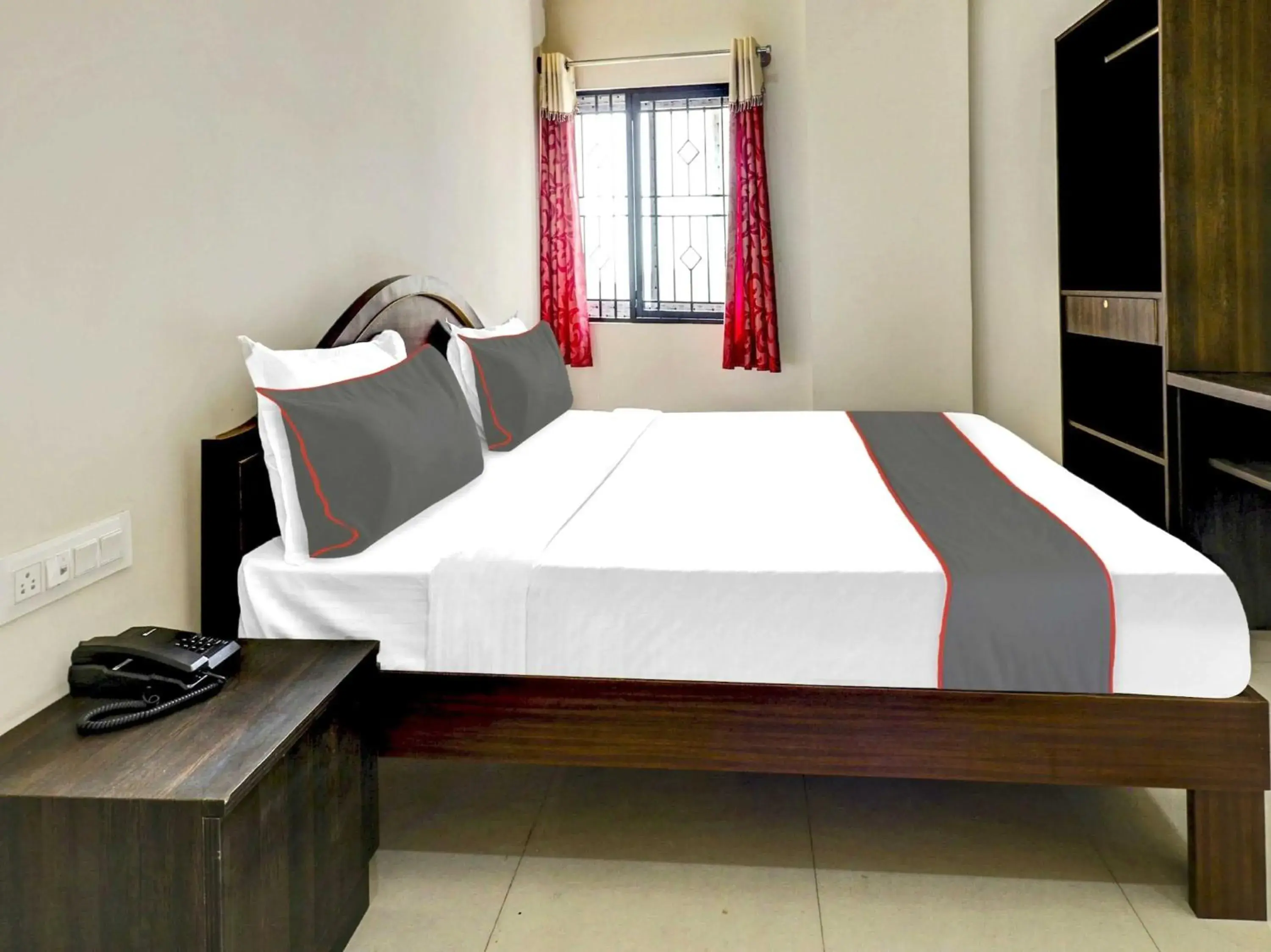 Standard Double Room - single occupancy in Hotel O Canton Hotel Standard Double Room - single occupancy in Hotel O Canton Hotel