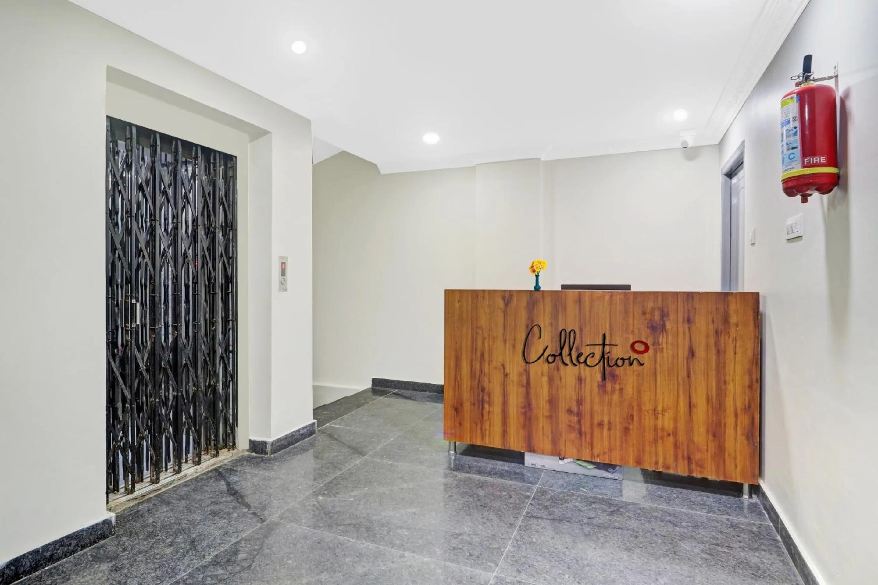 Lobby or reception in Collection O Sahasra Near Kondapur