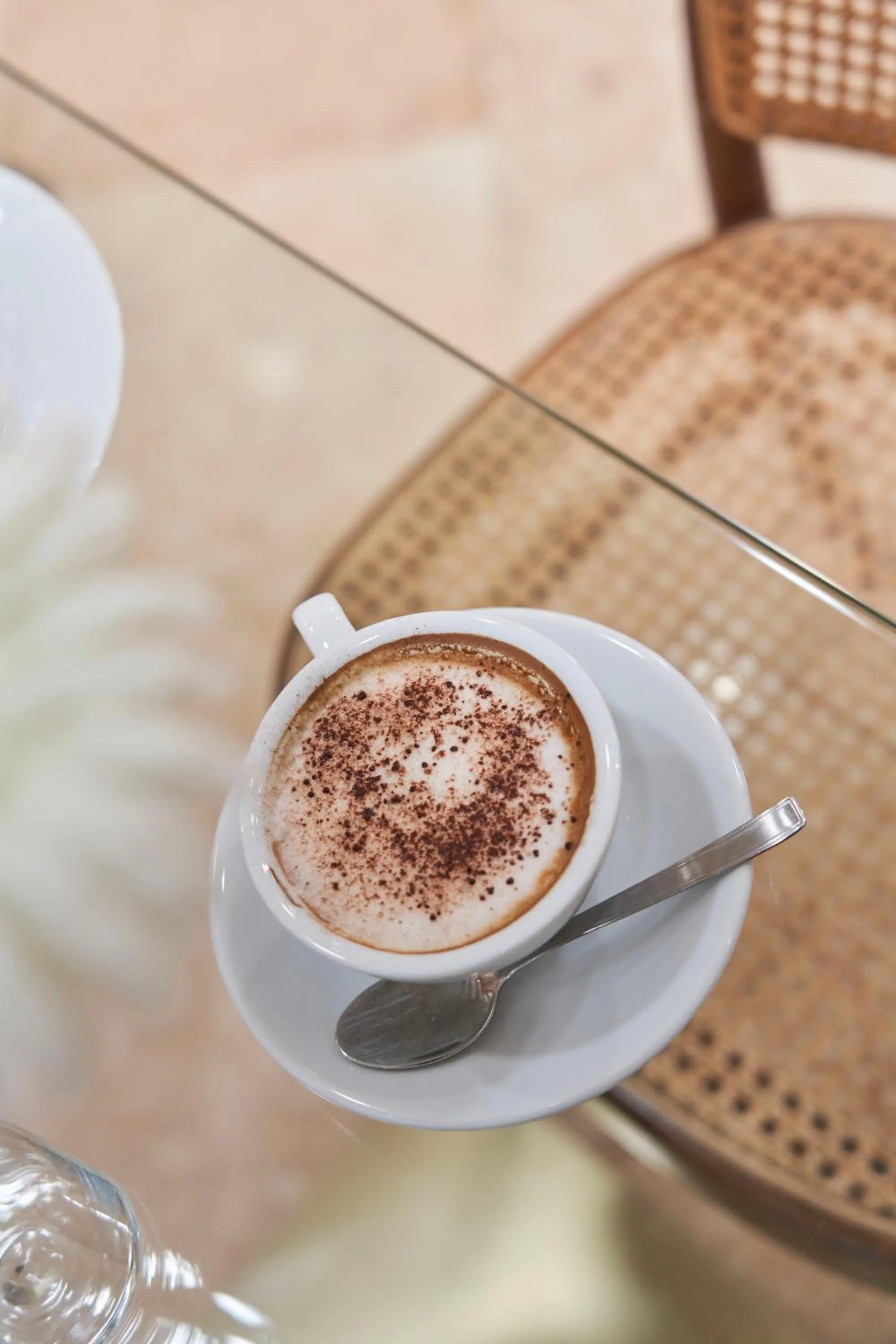 Coffee/tea facilities in Hotel Cyrano