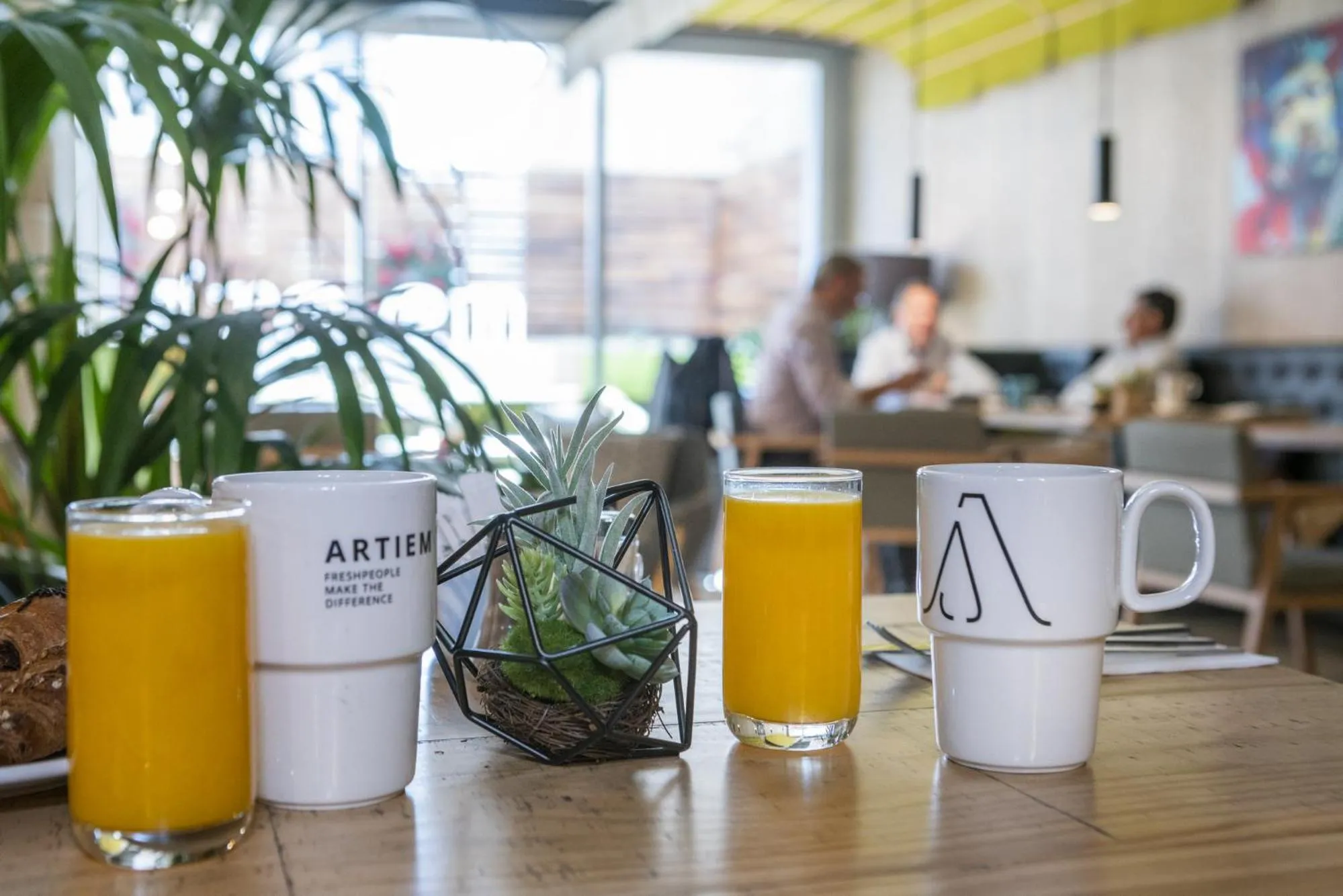 Coffee/tea facilities in ARTIEM Madrid