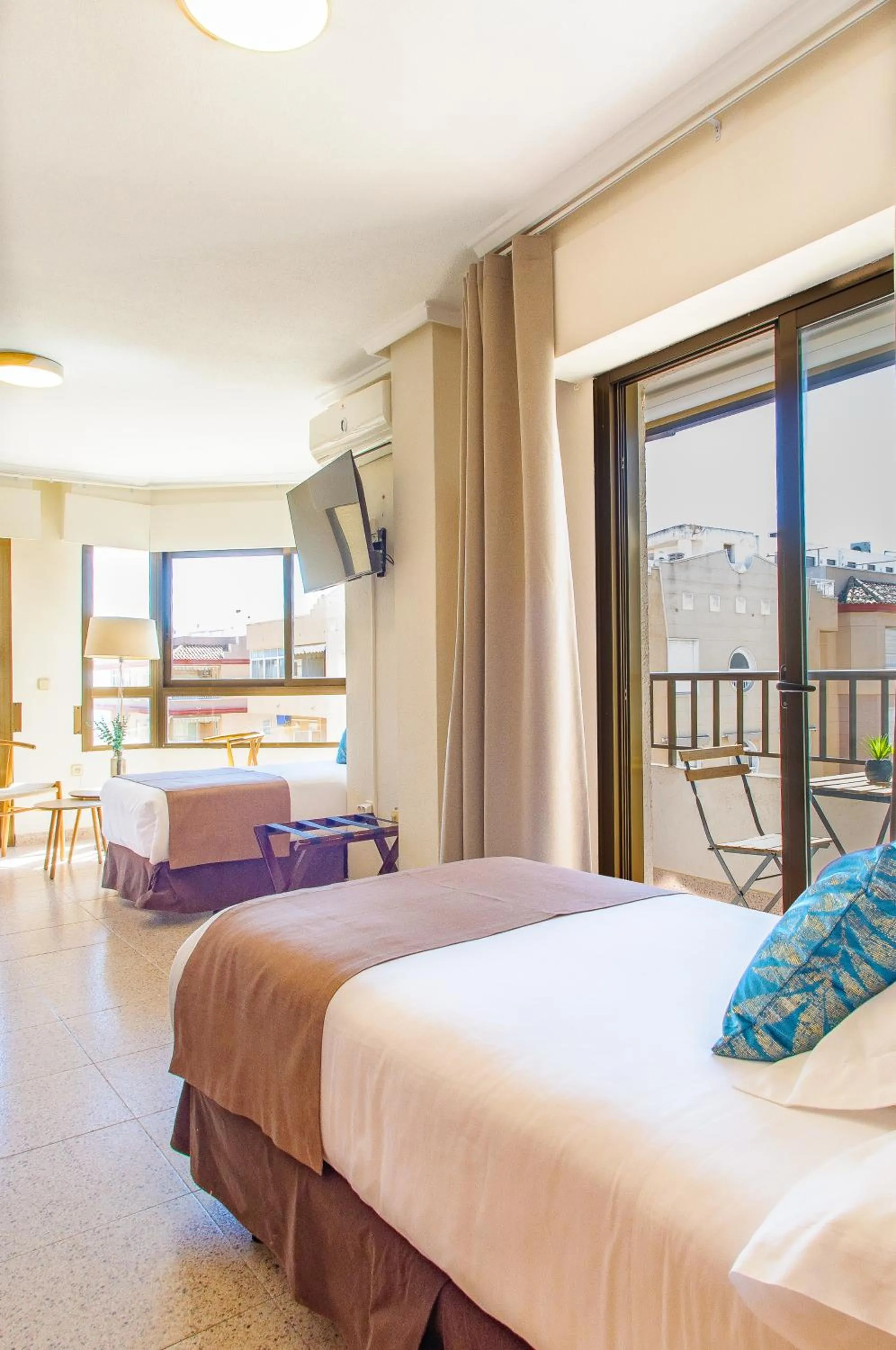 Bed in Hotel Eden Mar