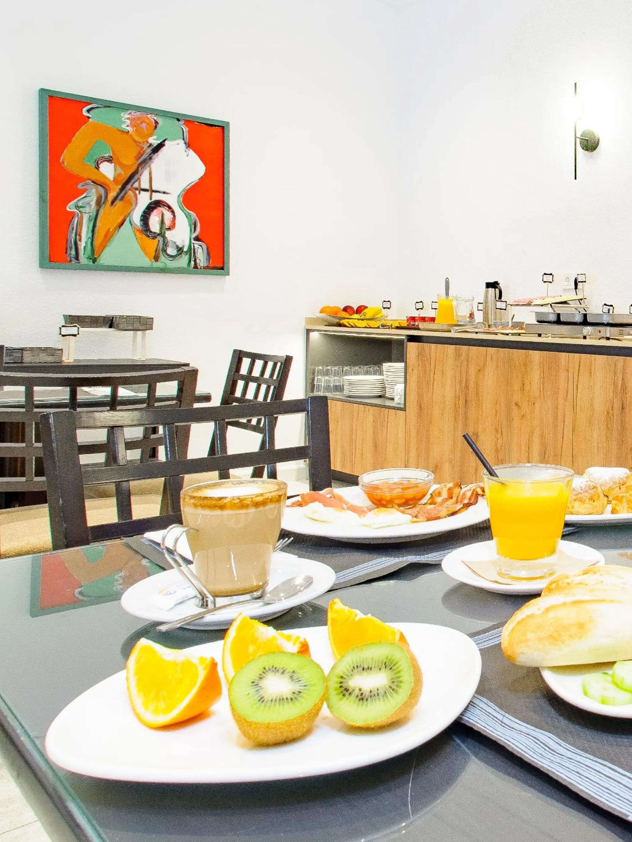 Restaurant/places to eat in Hotel Eden Mar