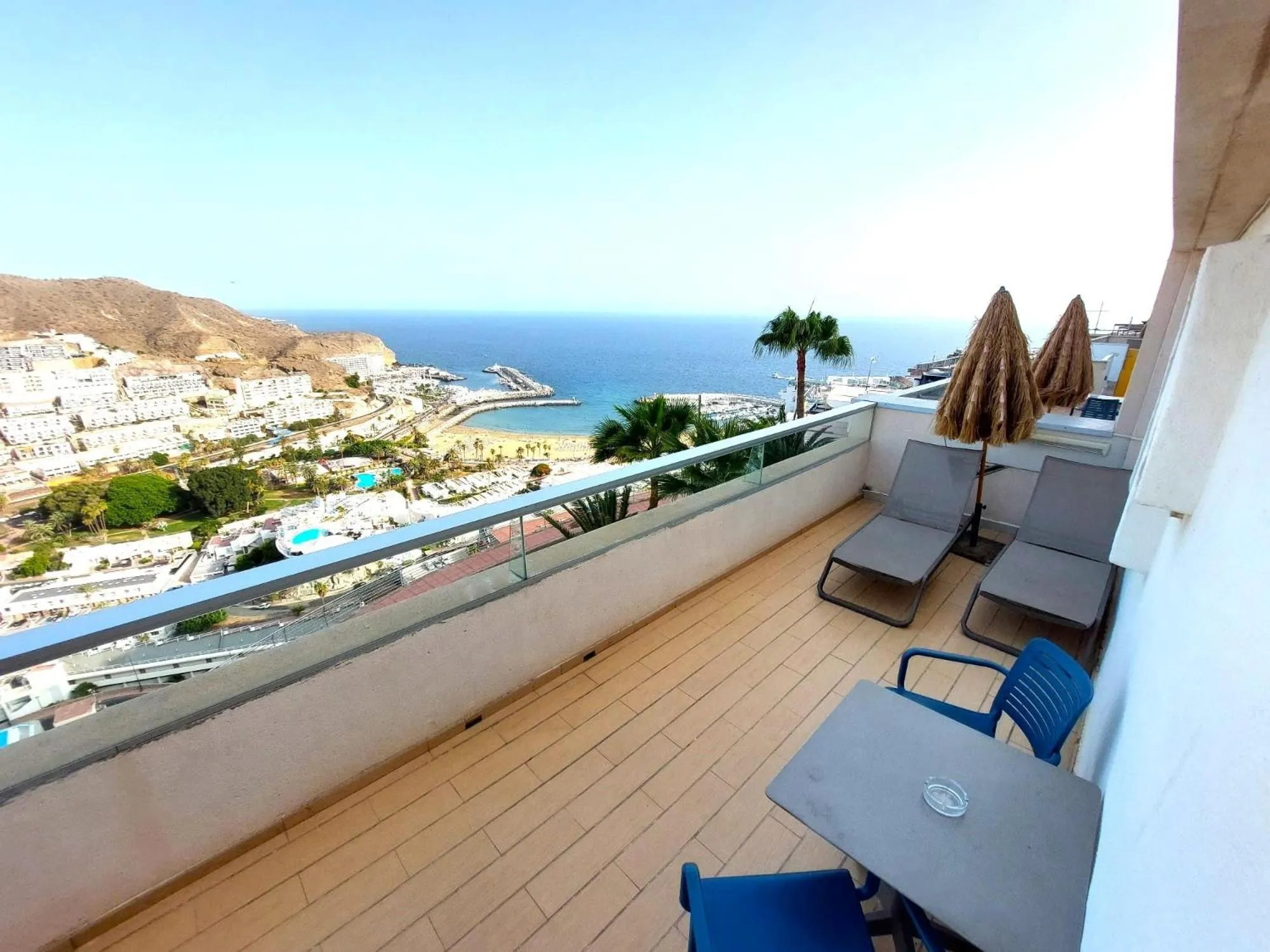 Photo of the whole room in Servatur Riosol