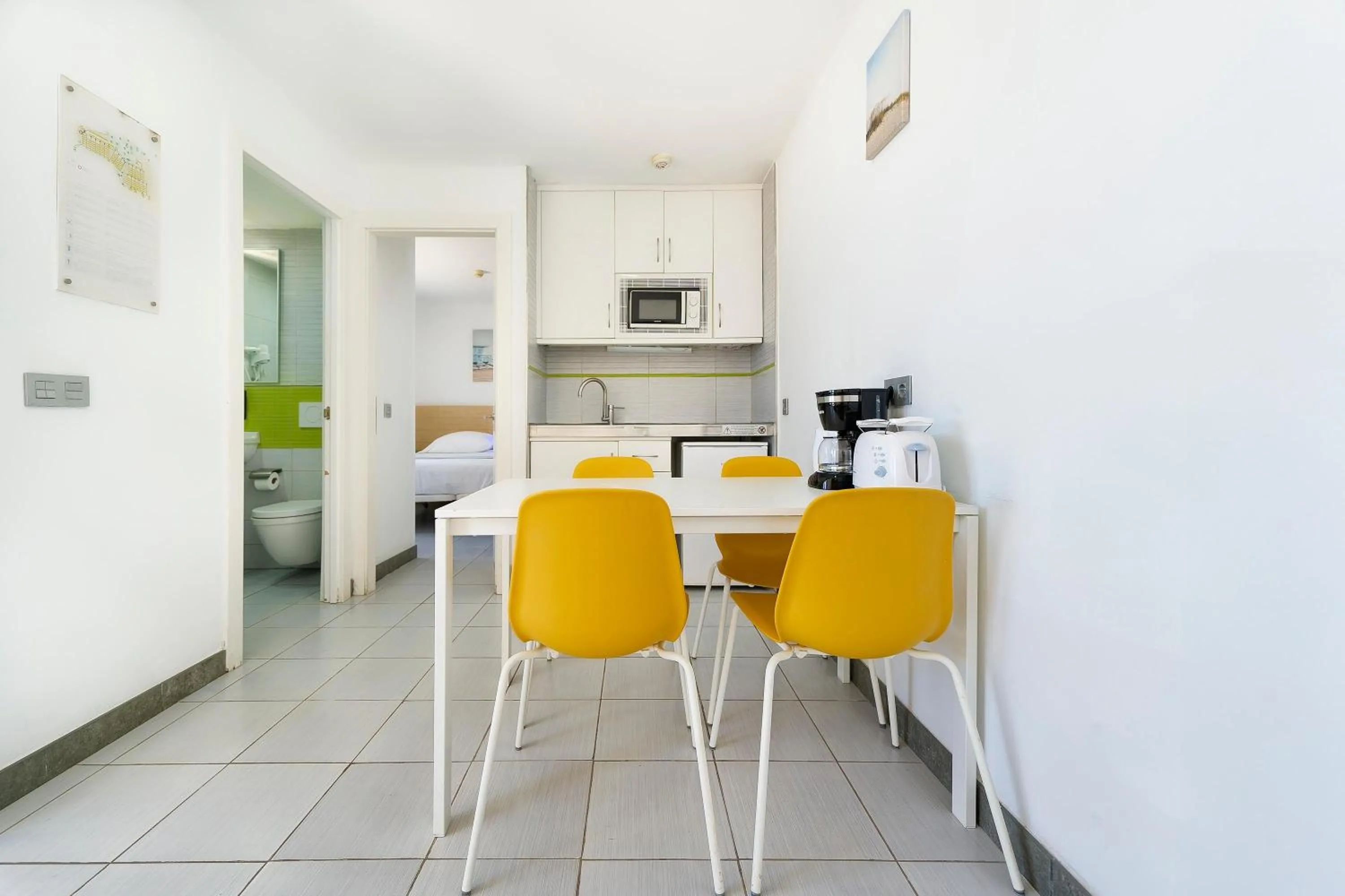 Photo of the whole room in Servatur Riosol