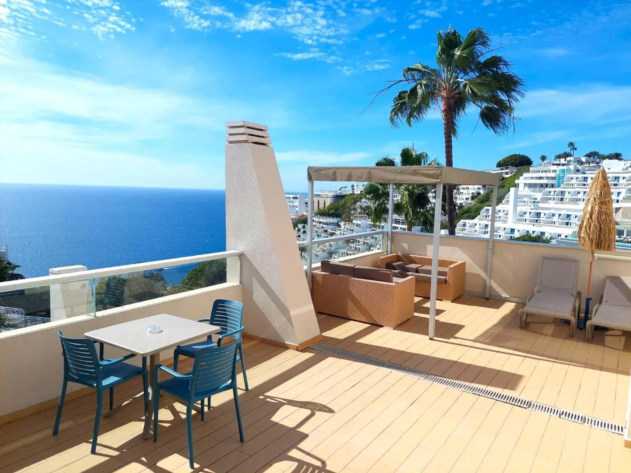 Photo of the whole room in Servatur Riosol