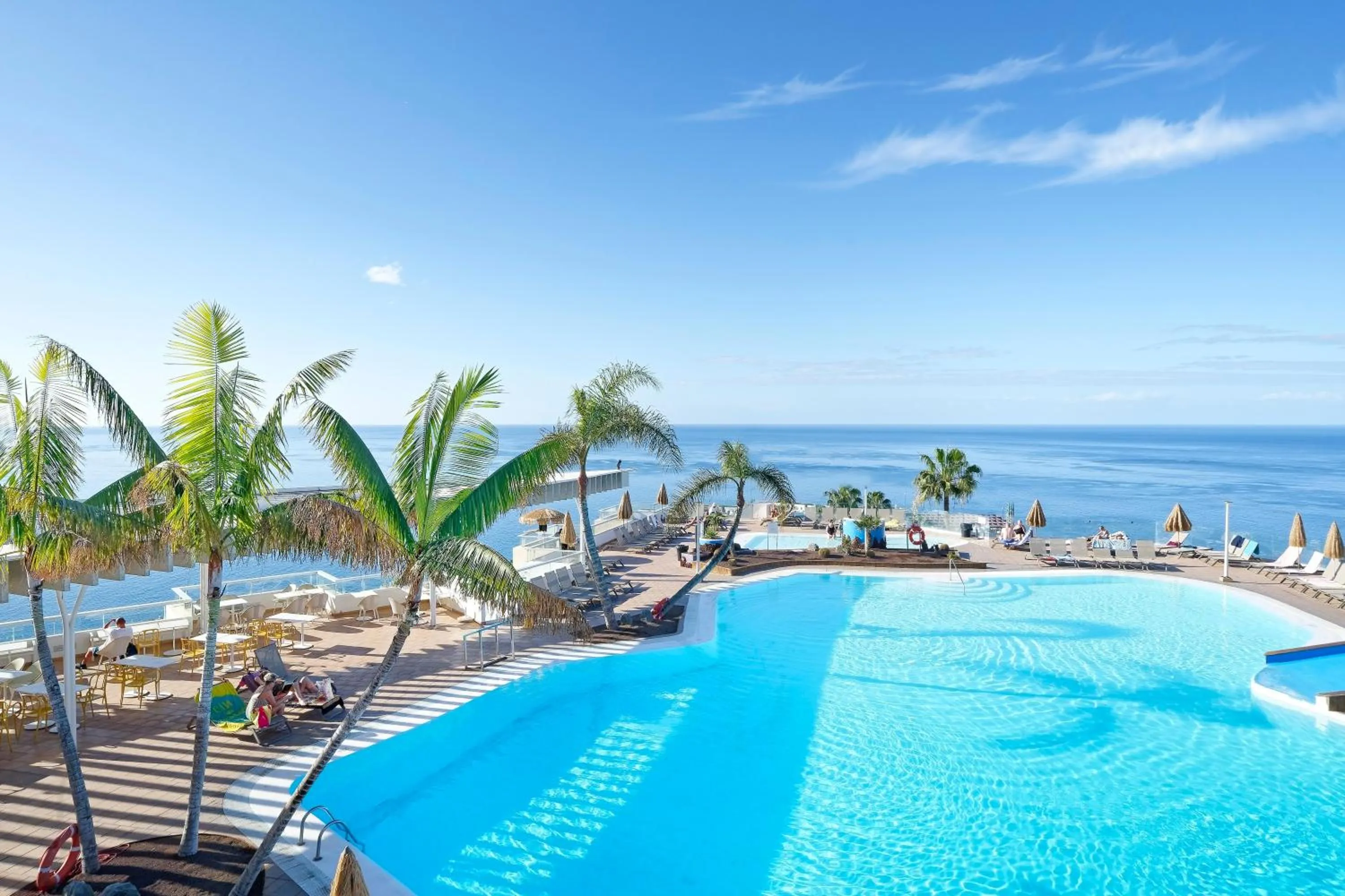 Swimming pool in Servatur Riosol