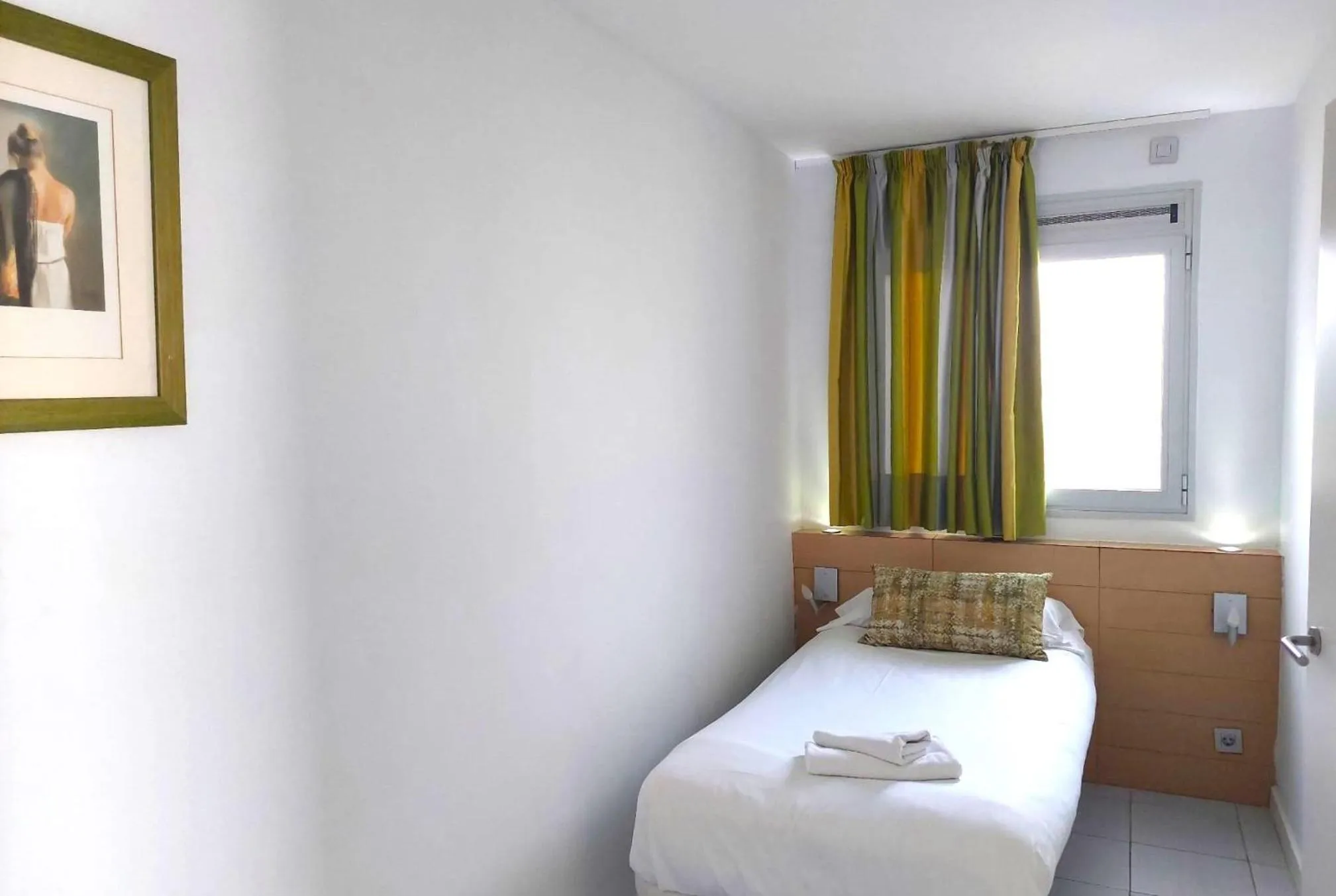 Photo of the whole room, Bed in Servatur Riosol