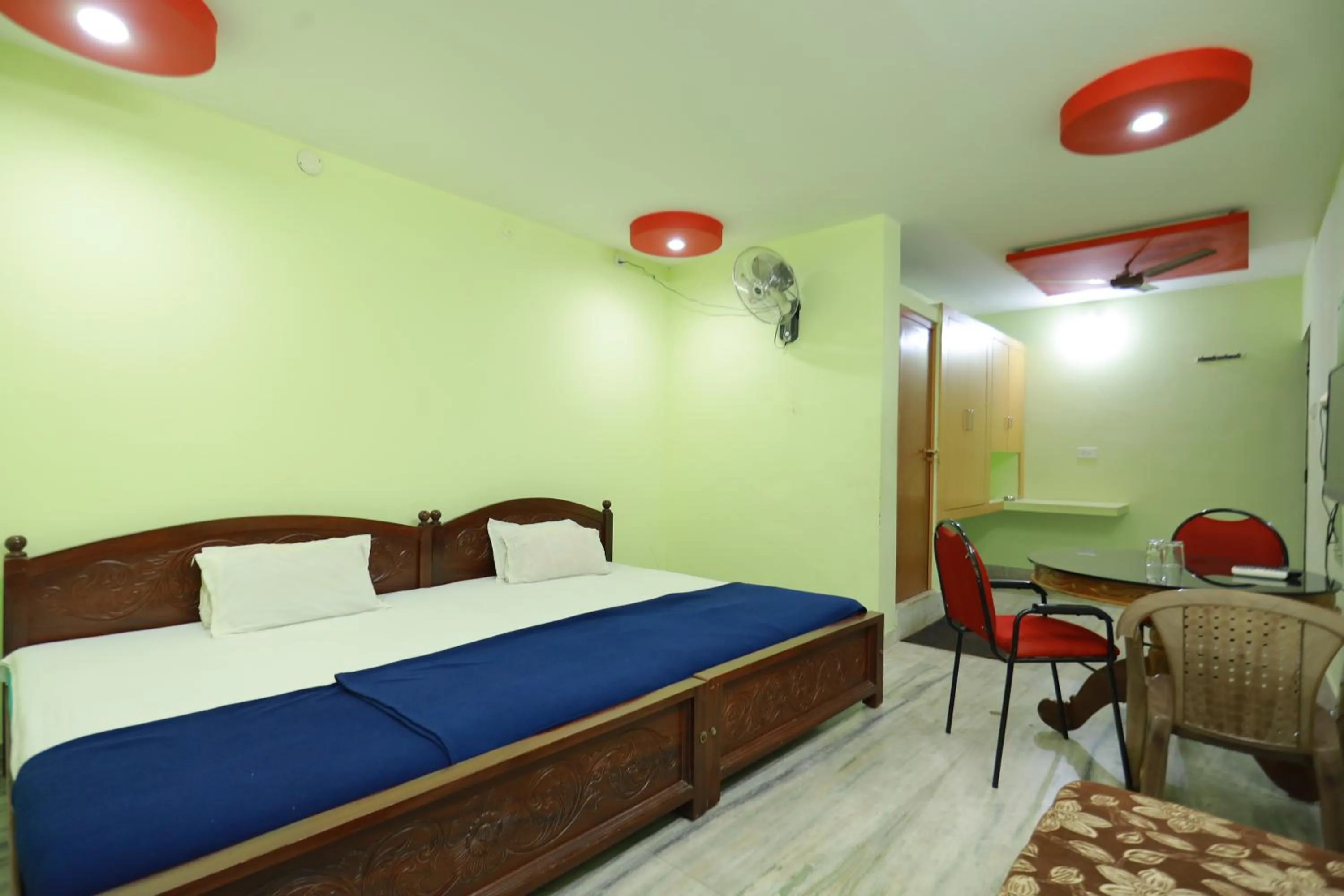 Arackal Tourist Home