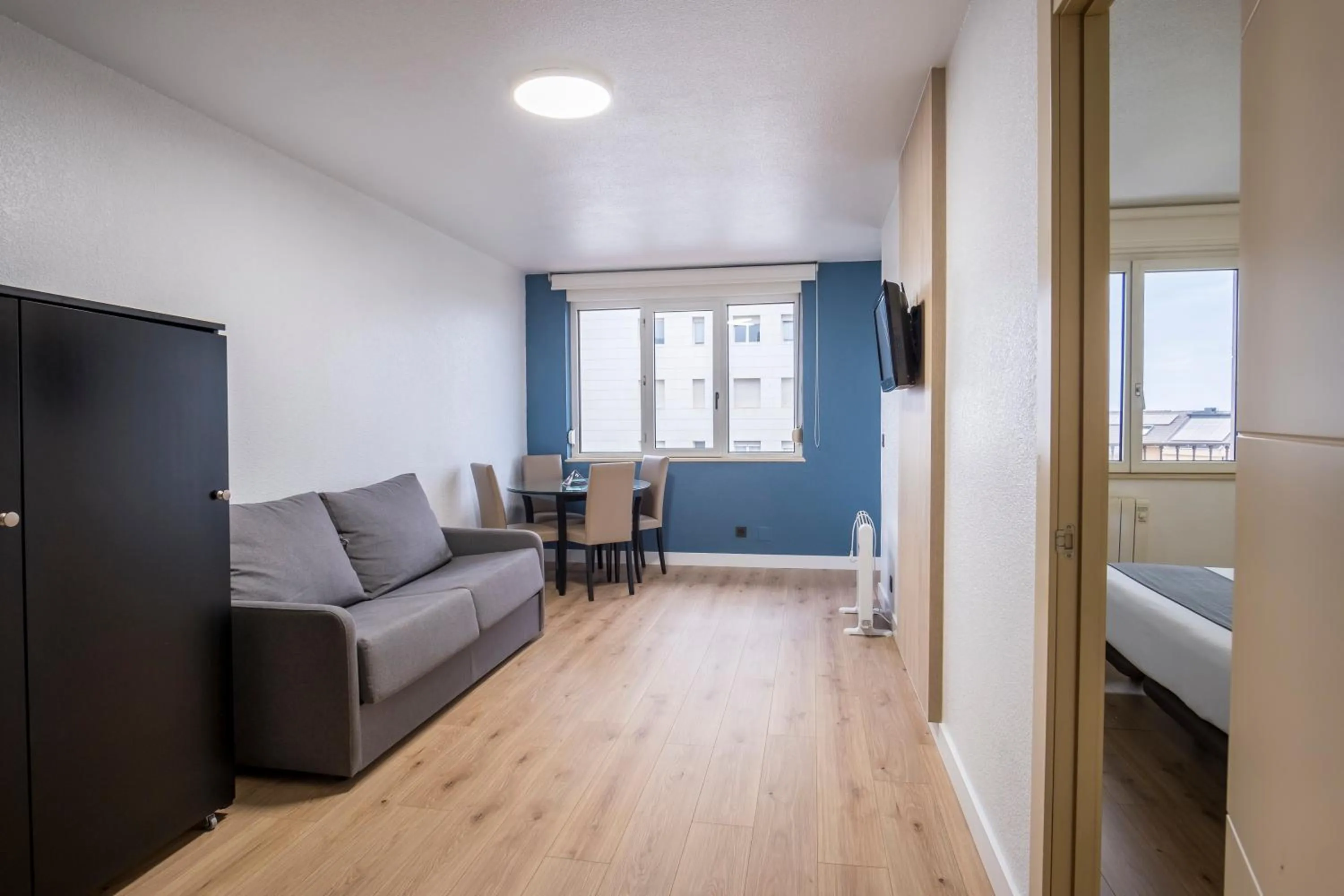 Living room, Bed in Alda Don Carlos